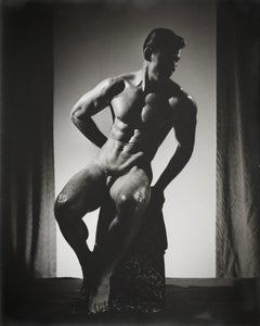 DOUGLAS JULEFF Photographie vintage des années 1940 d'un modèle de « biscuits de sucre » COMME DUBEL n°6 encadrée