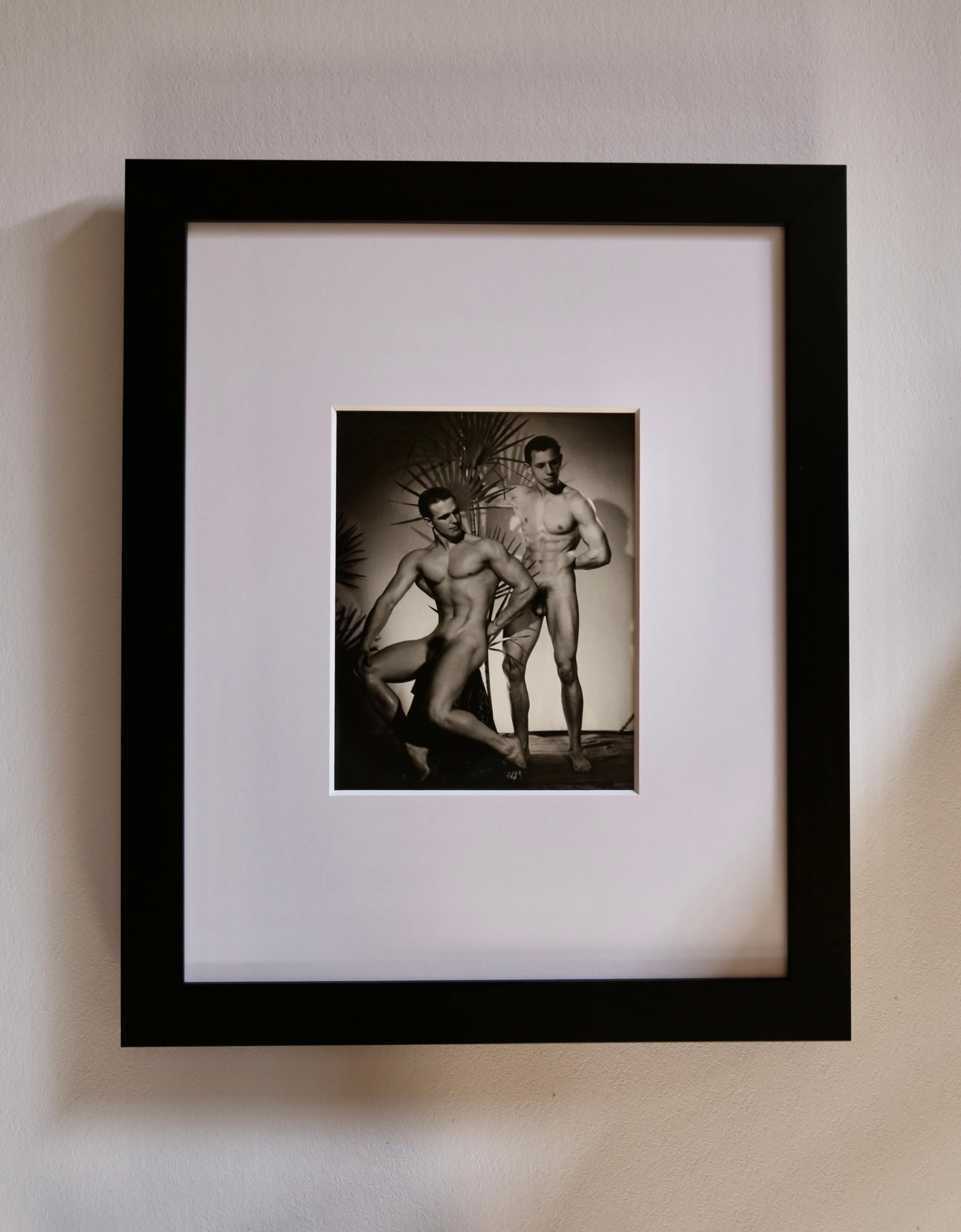 DOUGLAS JULEFF Vintage 1950s Beefcake Photograph of VIC SEIPKE & JIM PARK For Sale 2