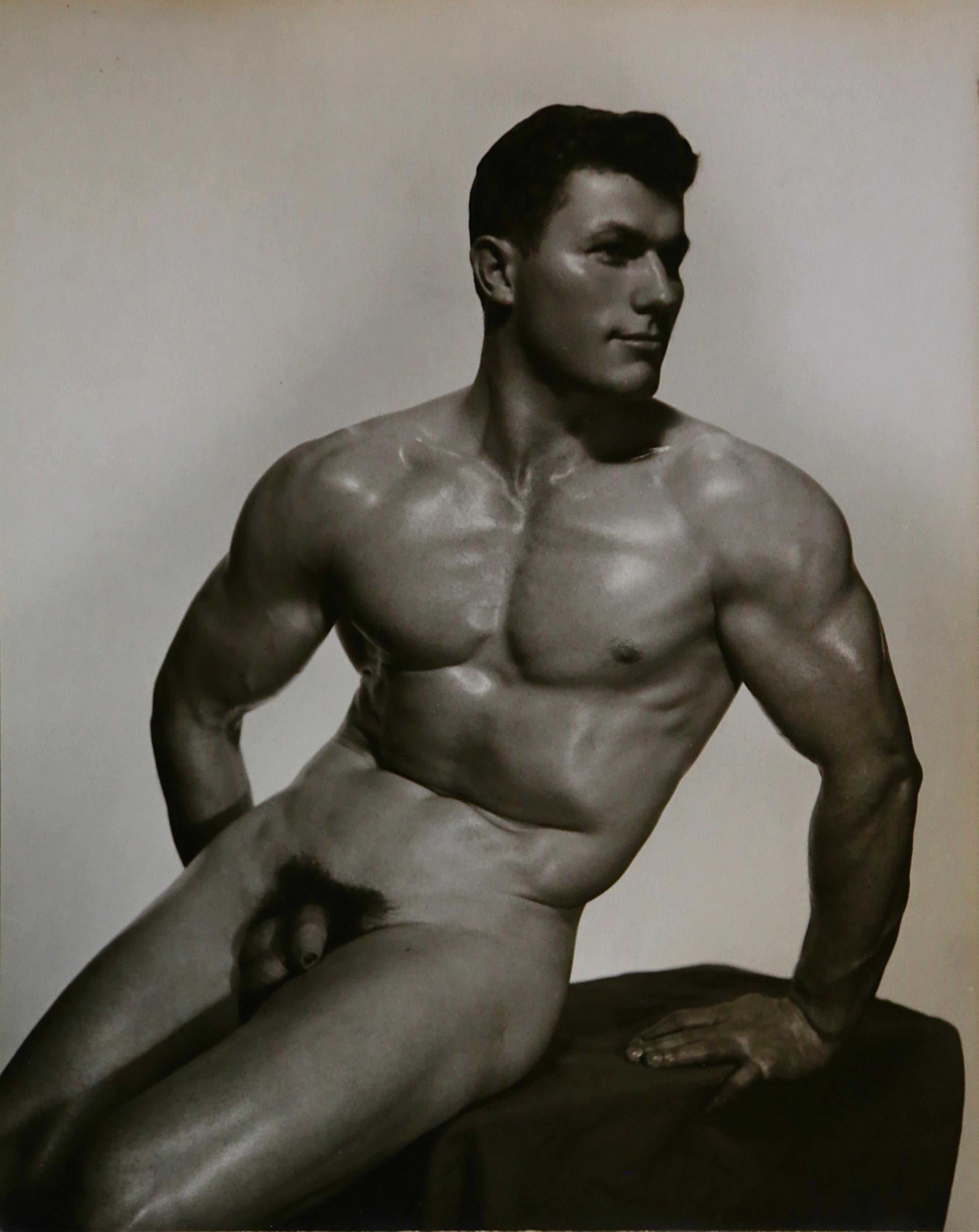 DOUGLAS JULEFF Vintage 1950s Photograph of "Beefcake" model GENE STAGGS #2