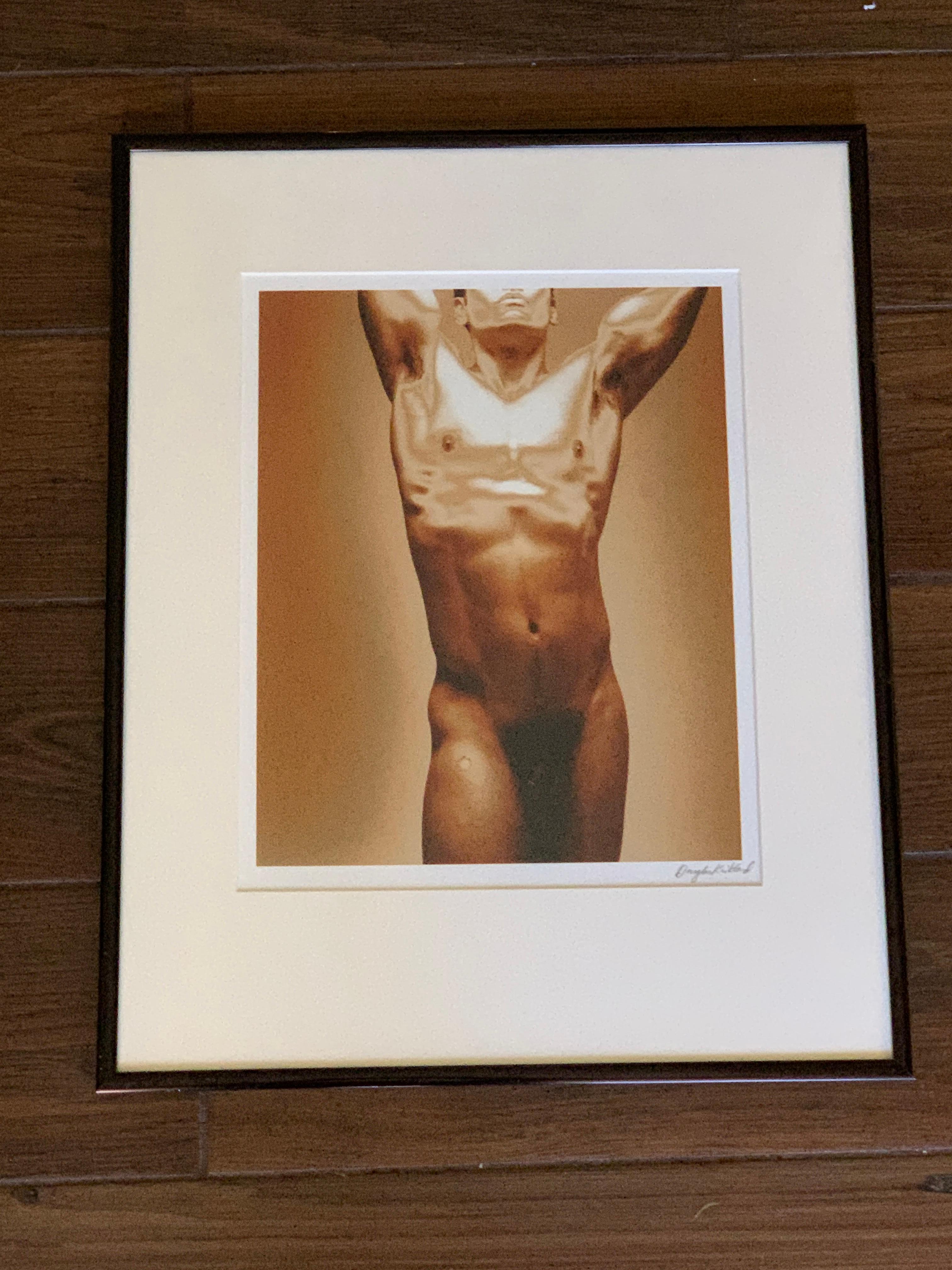 Douglas Kirkland „Goldener Junge“ Seltene männliche Akt- Originalfotografie im Angebot 4