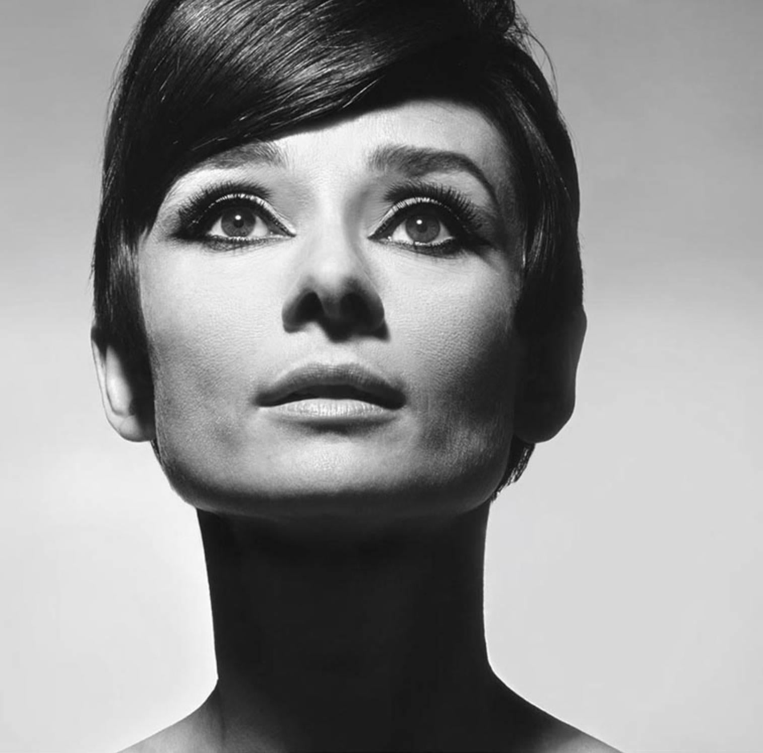 Douglas Kirkland Portrait Photograph - Audrey Hepburn, Paris 1965