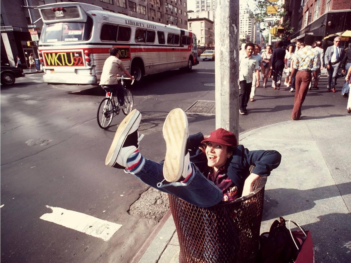 Douglas Kirkland Portrait Photograph - Carrie Fisher, Manhattan 1980