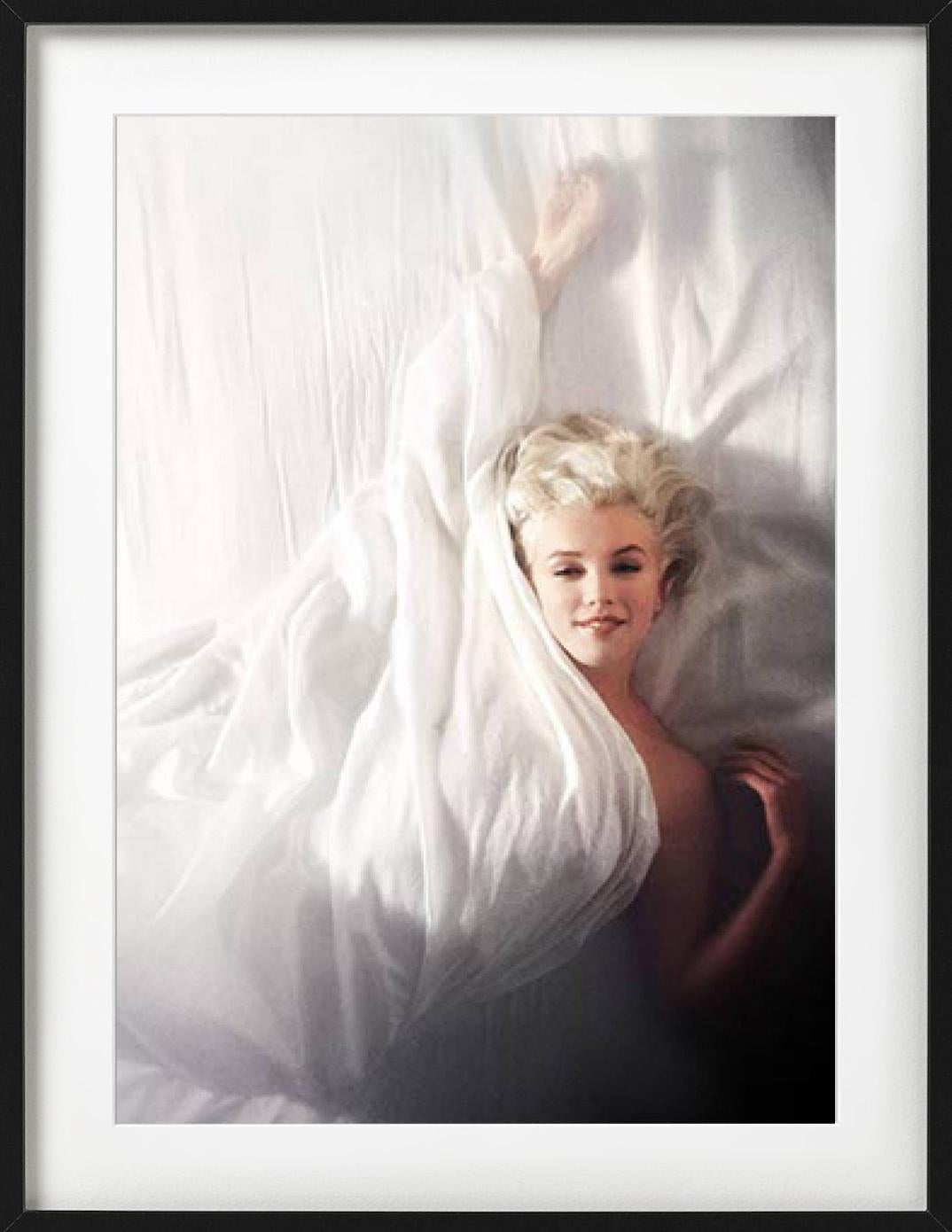 Marilyn Monroe - nude between white sheets, vintage fine art photography, 1961 - Photograph by Douglas Kirkland