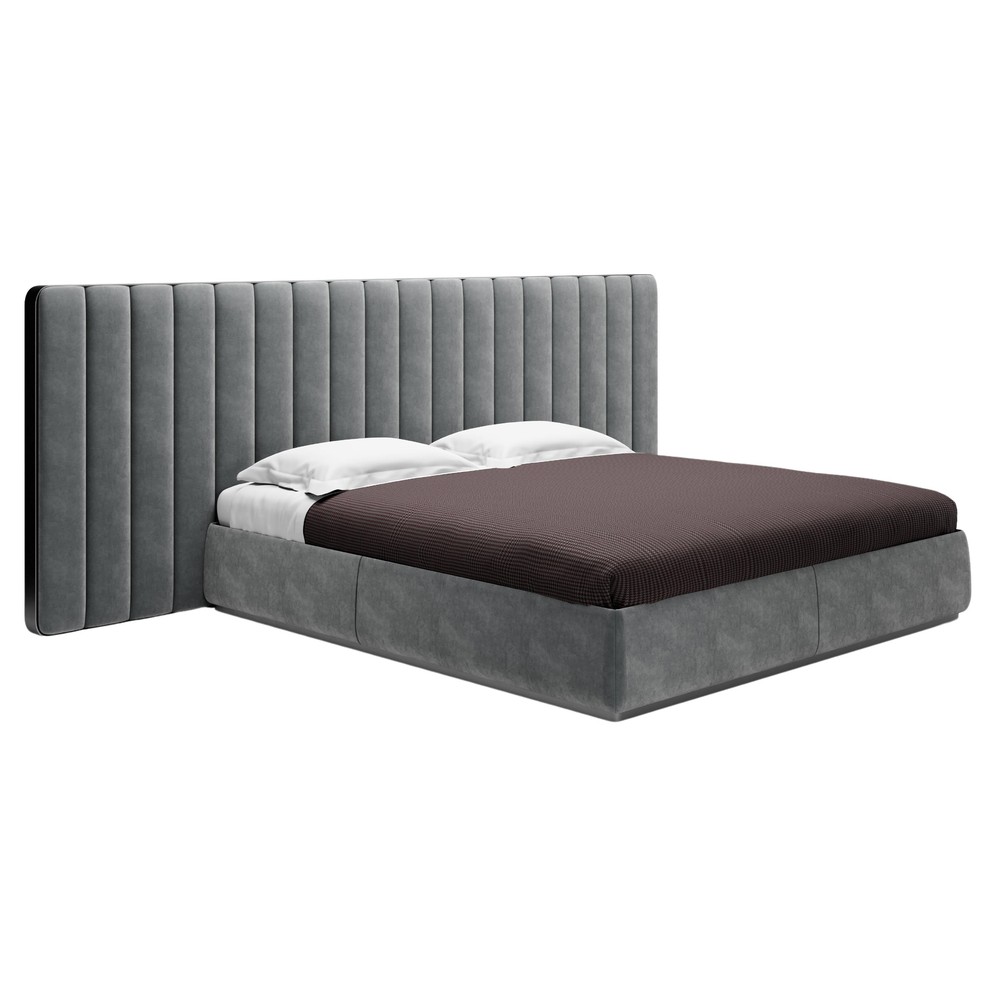 Douglas velvet double bed with upholstered head and one-movement bed base For Sale