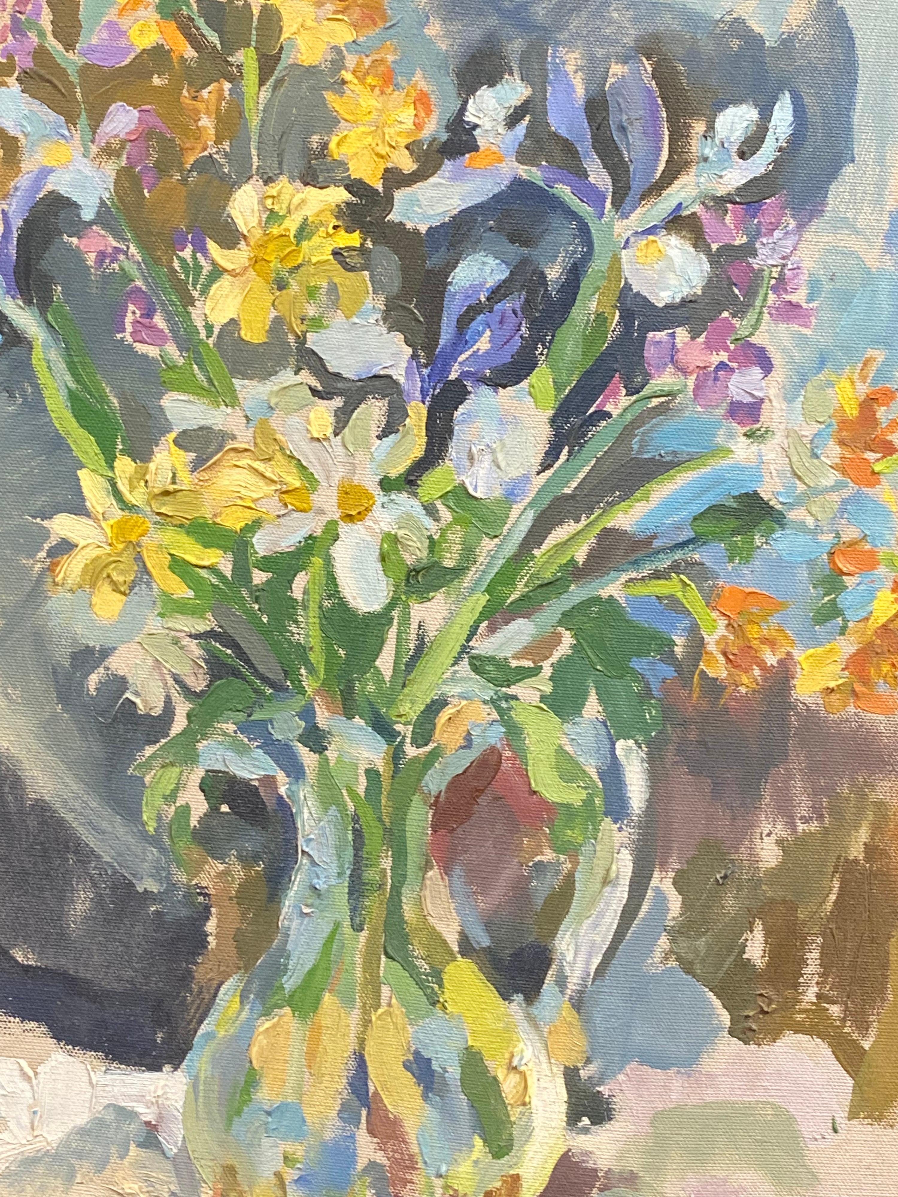 Large French Impressionist Oil - Warm Vase Of Irises and Daffodils - Painting by Douglas Stuart Allen