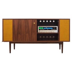 Vintage "Douglas" Turned Leg Stereo HiFi Cabinet / Credenza - Mid-Century Modern WALNUT