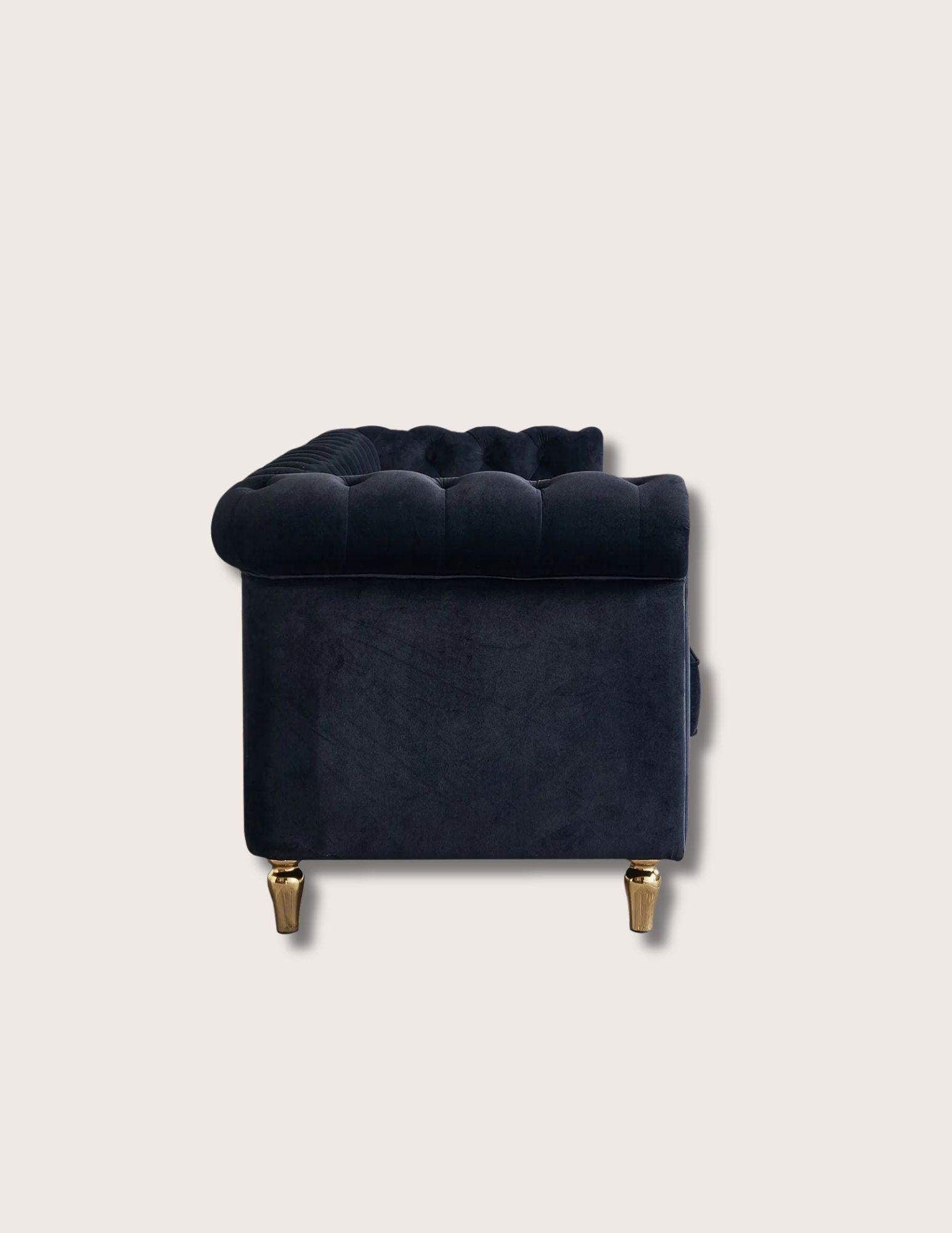 Douglass Rolled-Arm Sofa (Handgefertigt) im Angebot