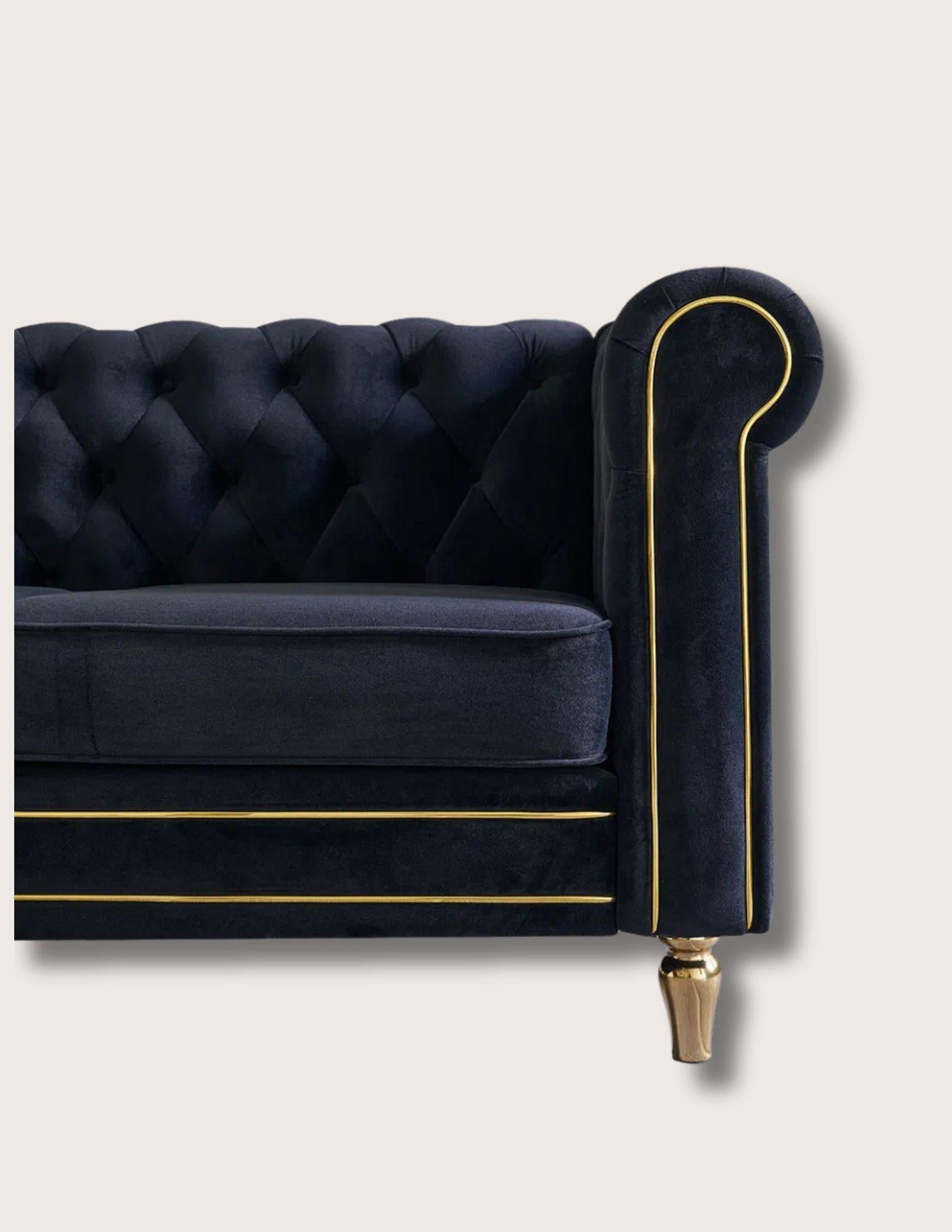 Douglass Rolled-Arm Sofa (21. Jahrhundert und zeitgenössisch) im Angebot