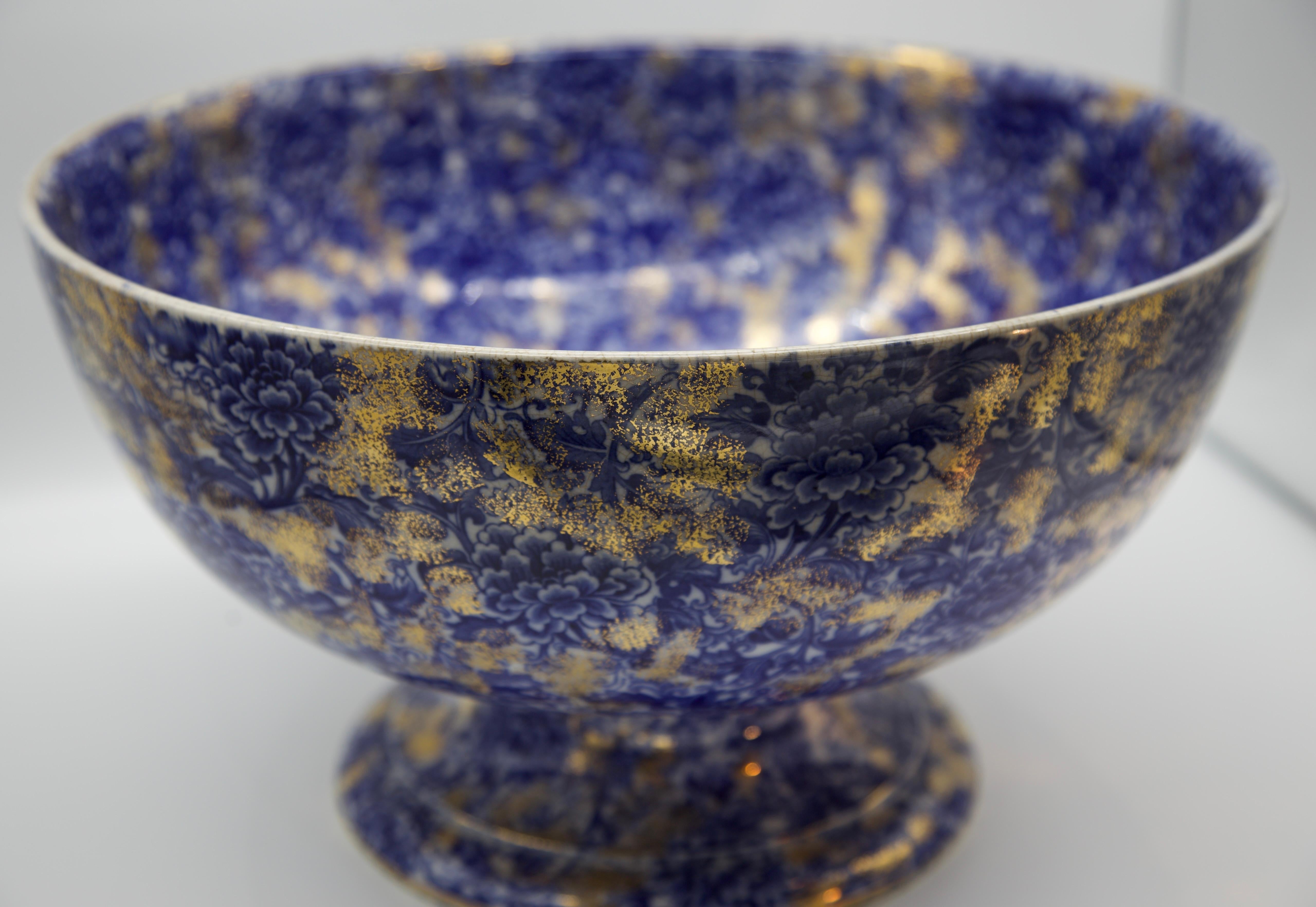 DOULTON BURSLEM 19ème SIÈCLE Bleu cobalt-Or Feuille de grand centre de table punchbowl en vente 1