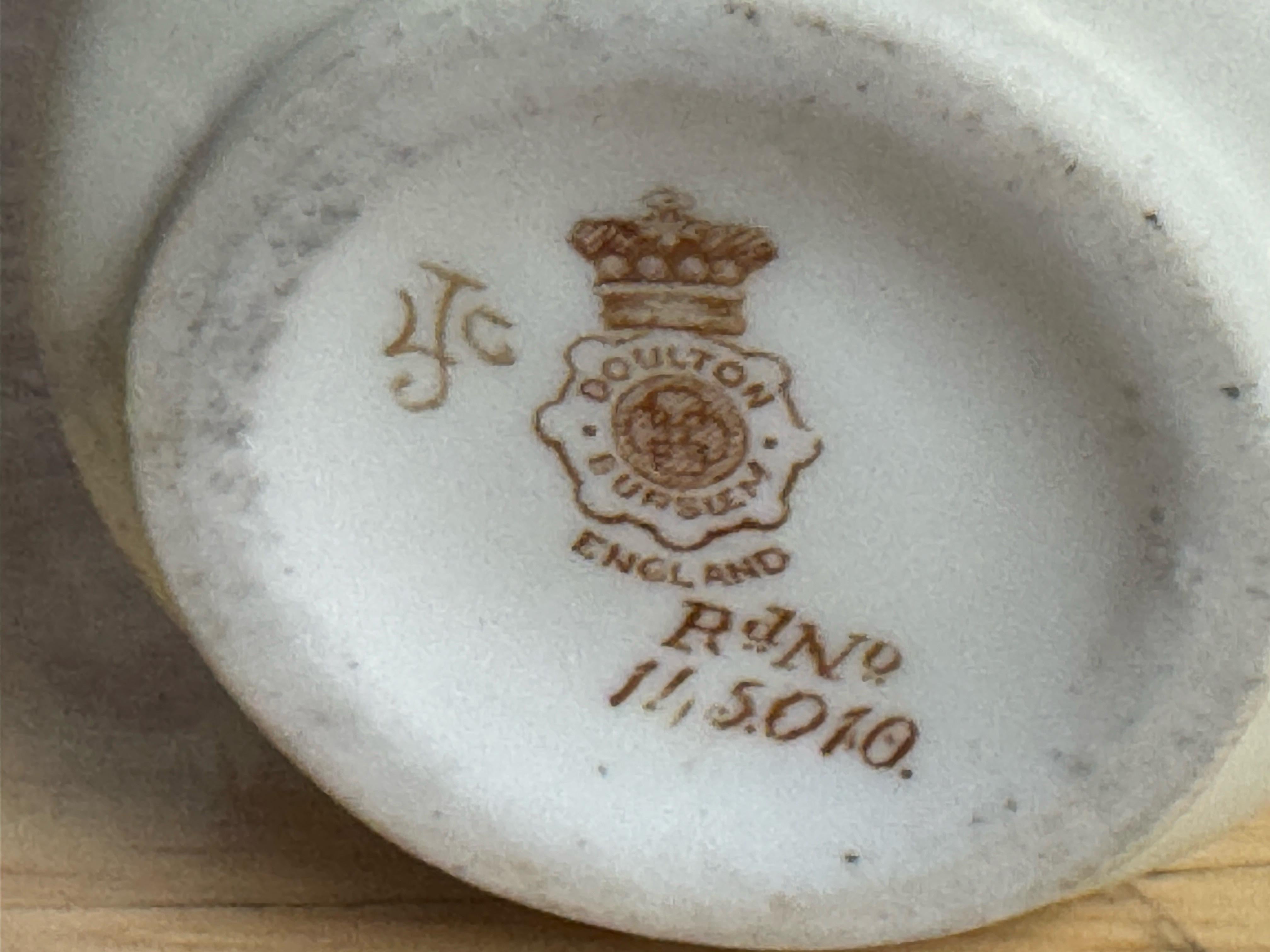 Service à thé 3 pièces Doulton Burslem Blush Ivory avec décor de fleurs de pommier, 1889 en vente 6
