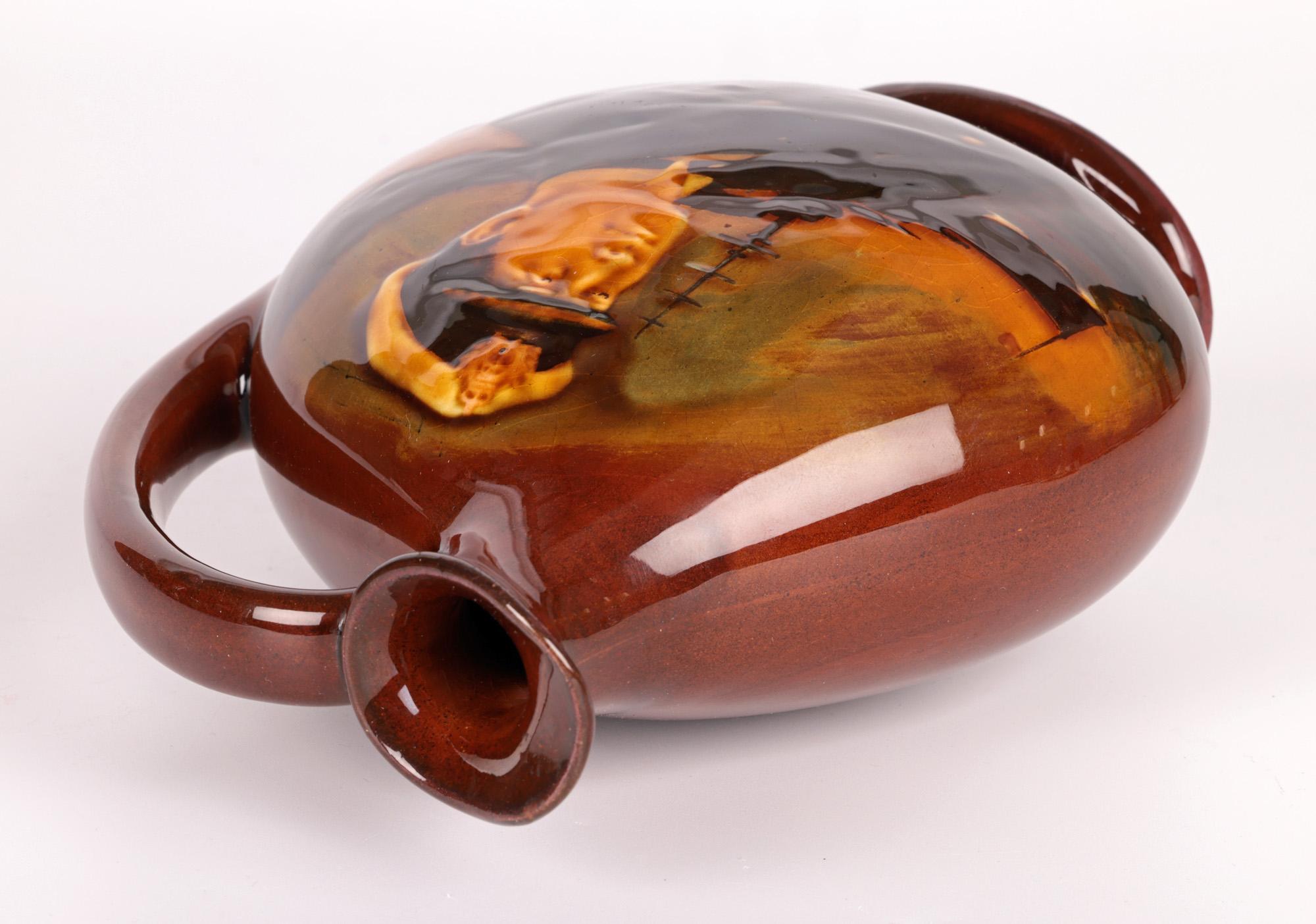 Doulton Burslem Frasco de whisky Kingsware Admiral Beatty Decorado Dewar's principios del siglo XX en venta