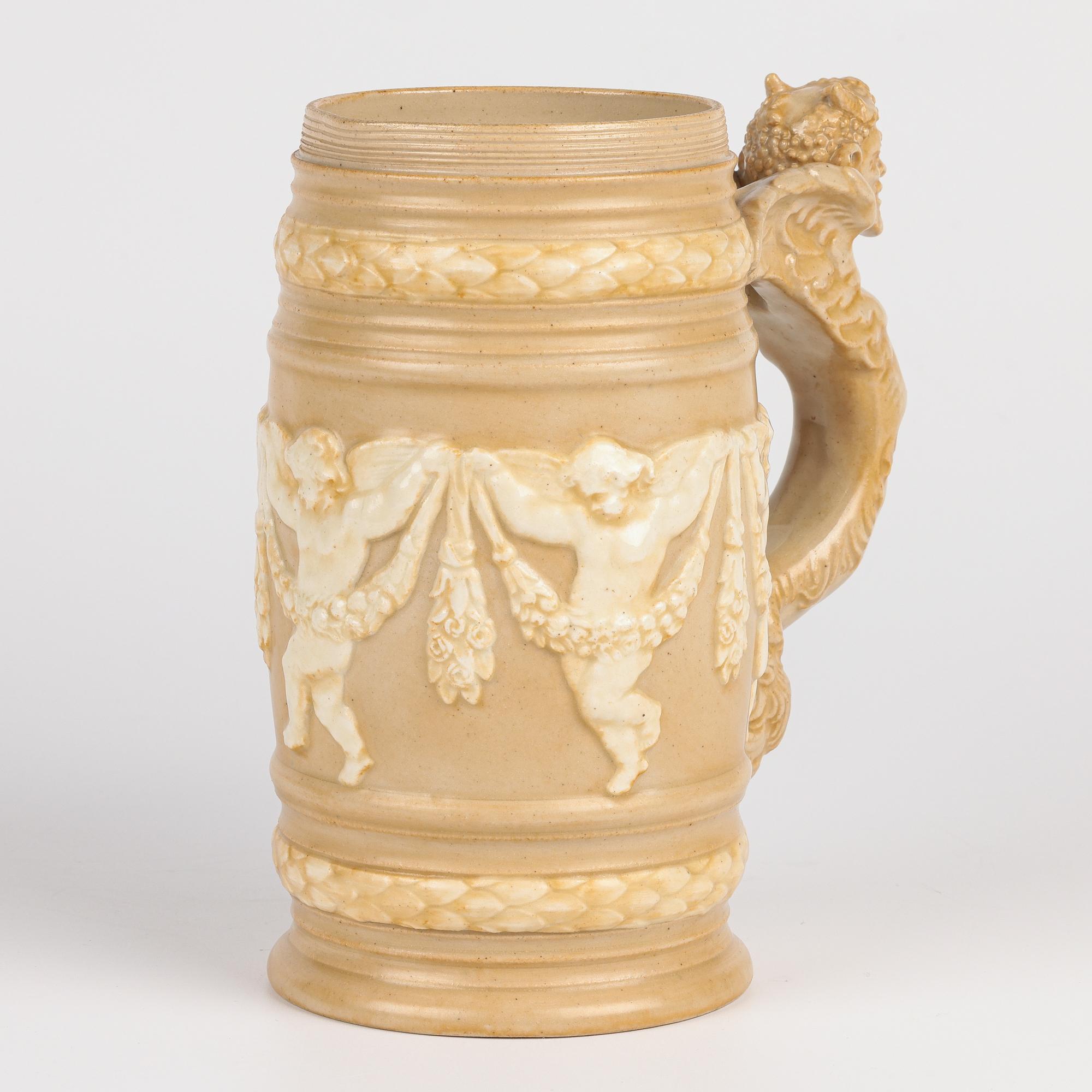 Jarra de gres con asa de sátiro alado Doulton Lambeth en venta 8
