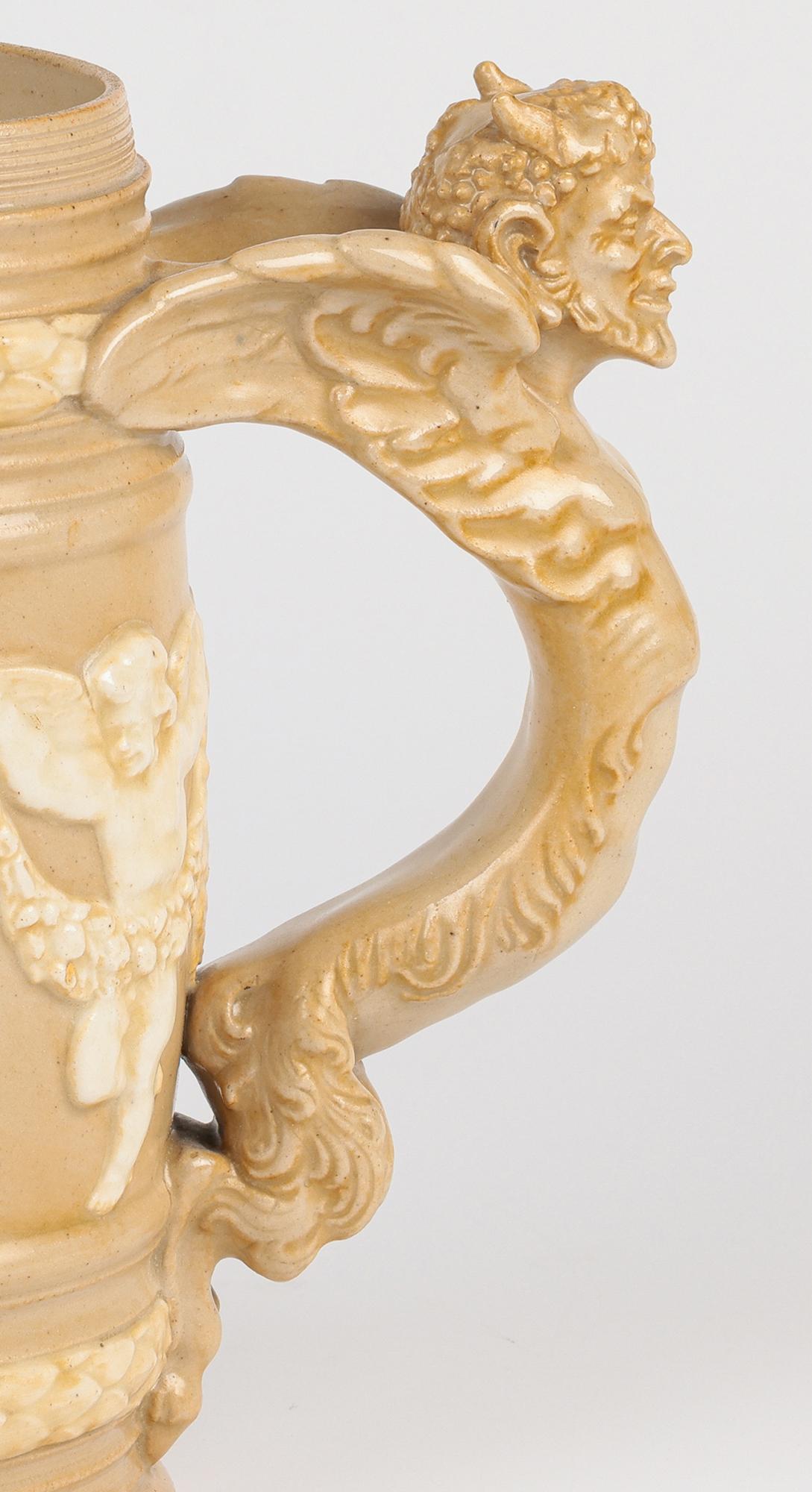Jarra de gres con asa de sátiro alado Doulton Lambeth en venta 12