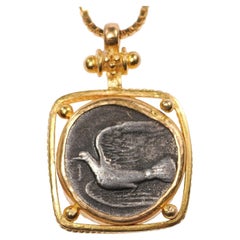 Colgante Paloma y Chimeara 1/4 Stater (Cadena sólo para exposición)