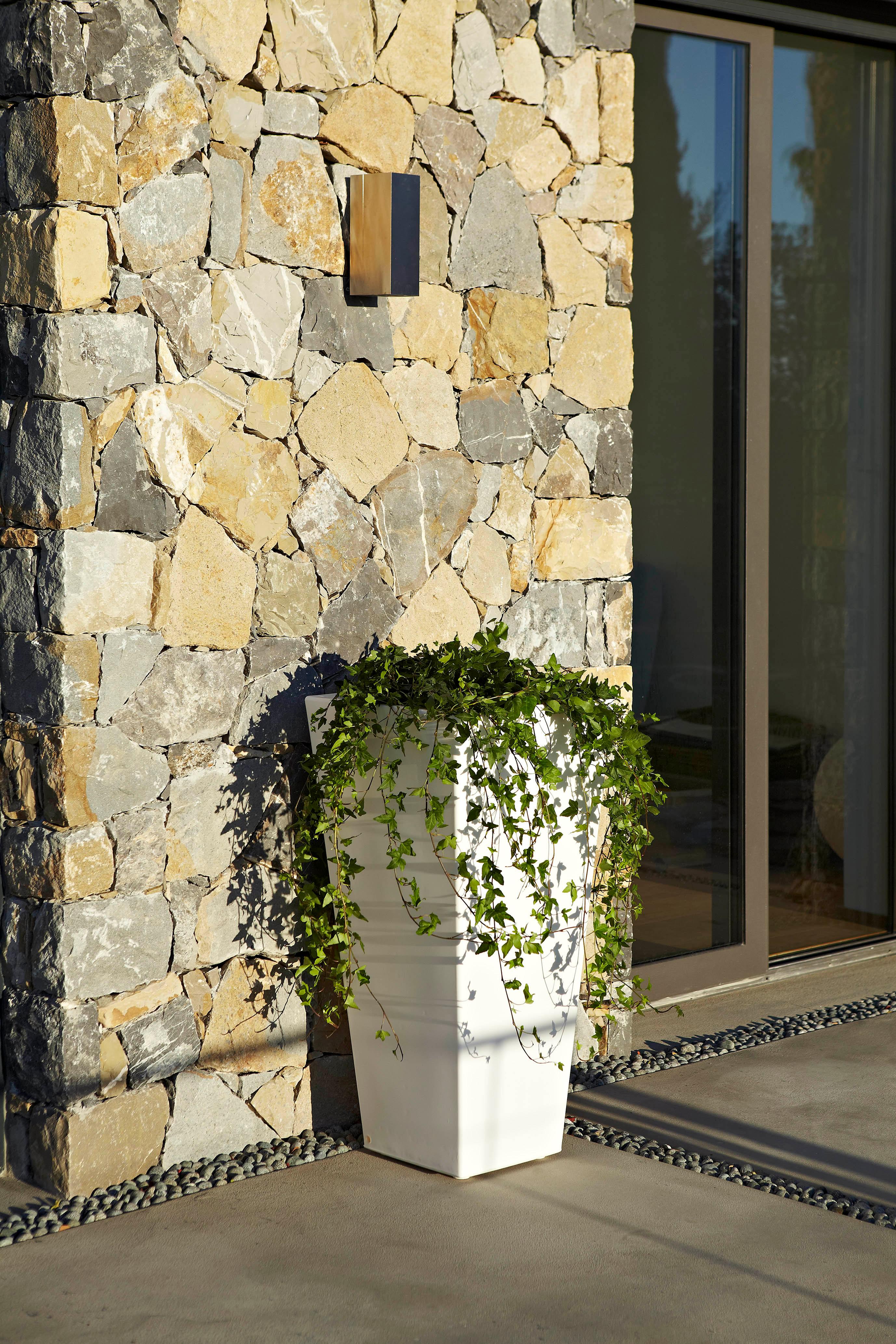 Dove Grey 44 Y Pot by SLIDE Studio In condizioni Nuovo in vendita a Geneve, CH