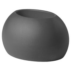 Pot à blos gris tourterelle par Karim Rashid