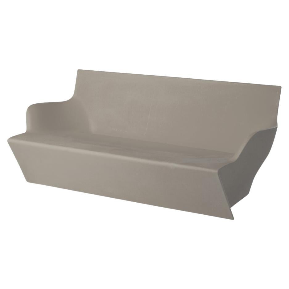 Kami Yon-Sofa in Taubengrau von Marc Sadler im Angebot