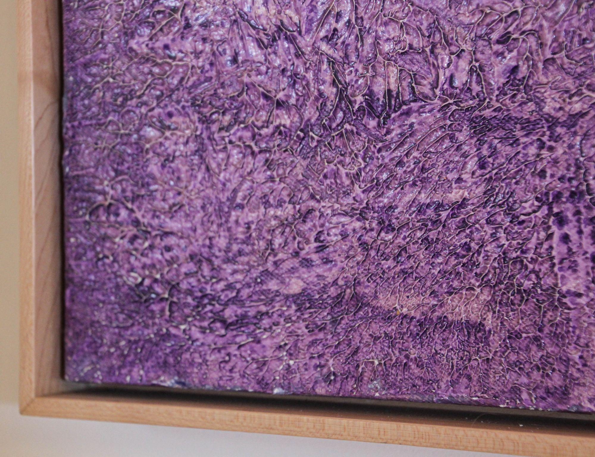 Colomba Pace e Calligrafia Araba Viola e Gialla Olio su Tela Tela Telaio in vendita 9