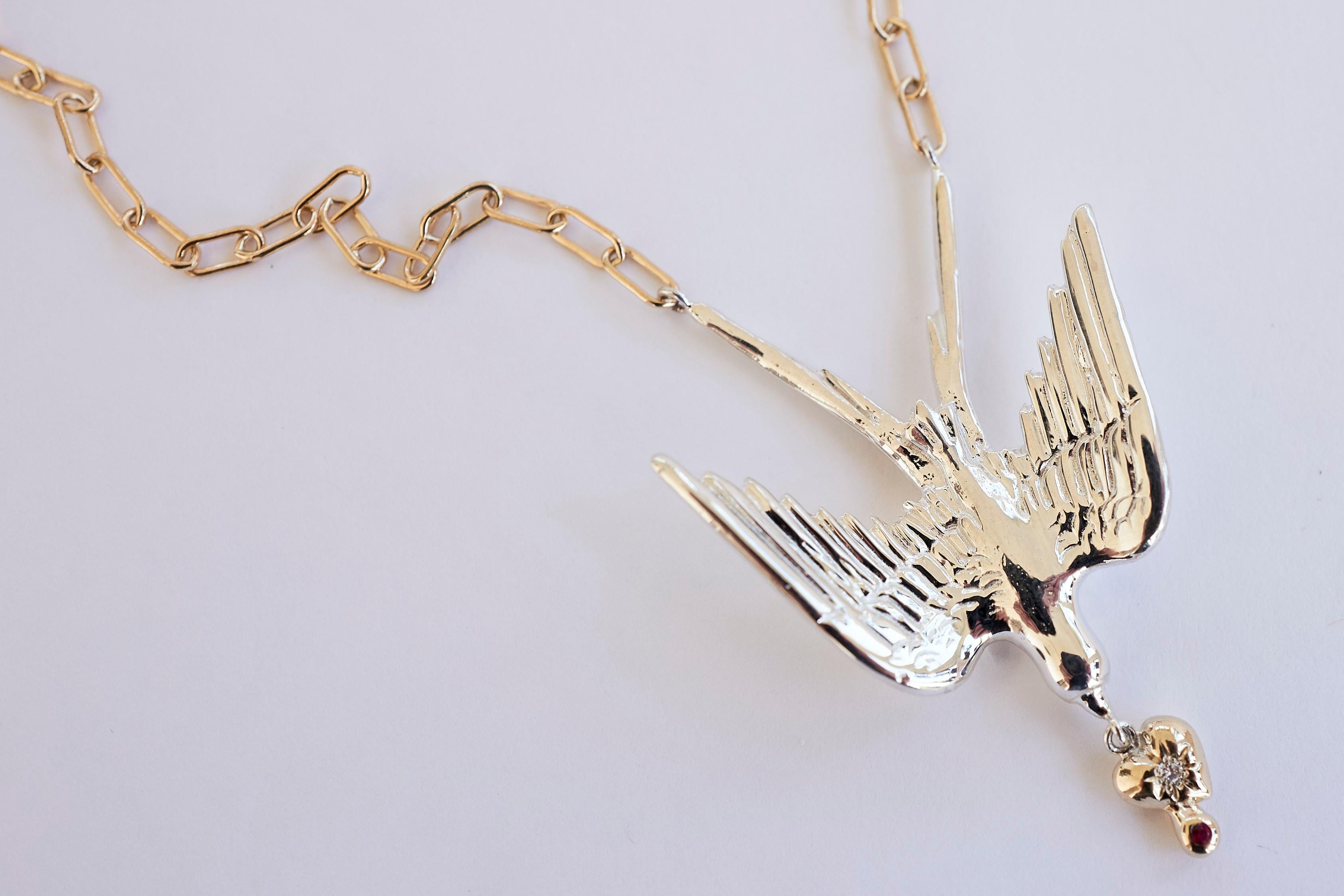 Halskette mit Taubenanhänger, weißer Diamant Rubin J Dauphin (Brillantschliff) im Angebot