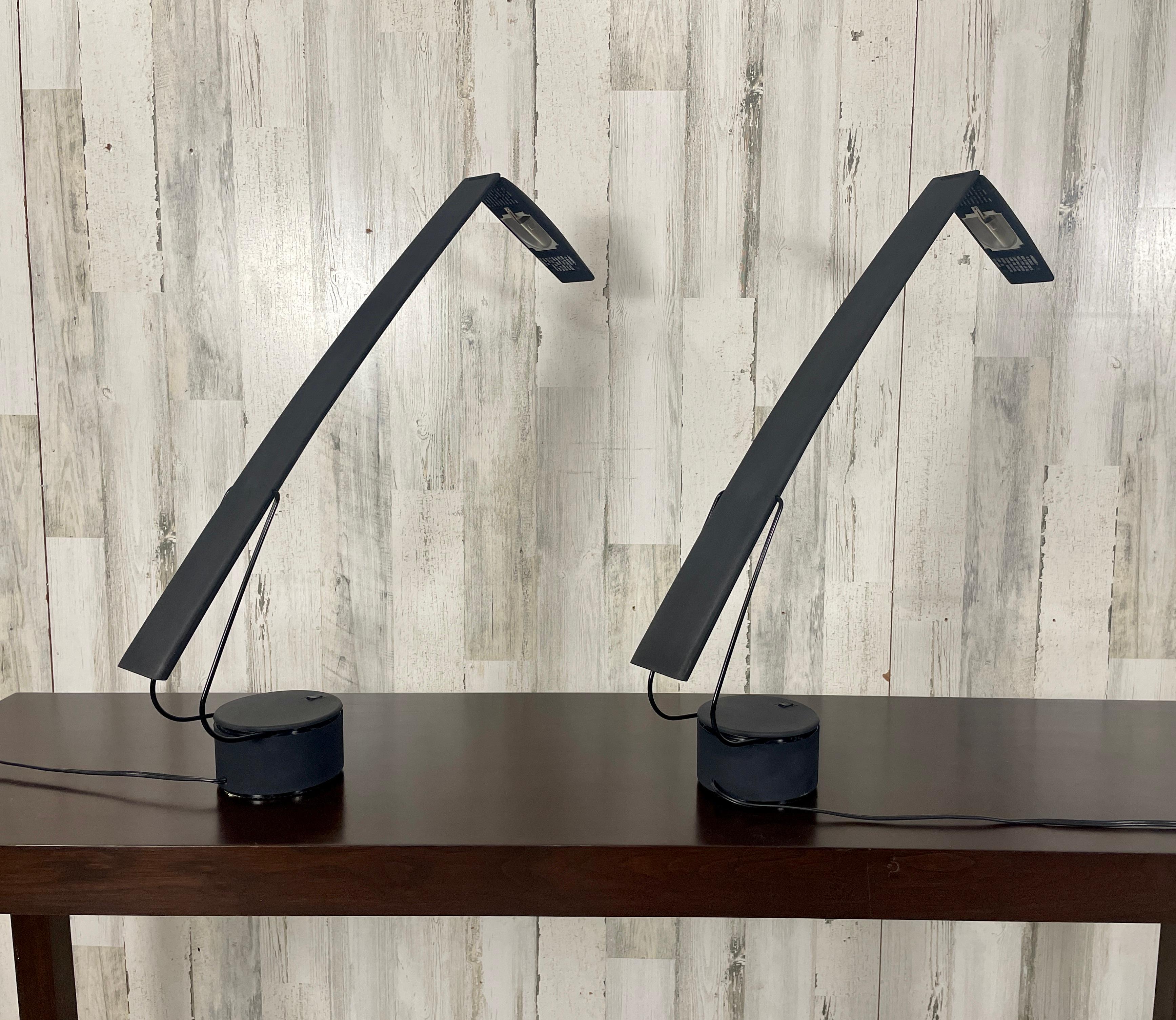 Dove Task Lamps by Mario Barbaglia & Marco Colombo- A Pair  For Sale 3