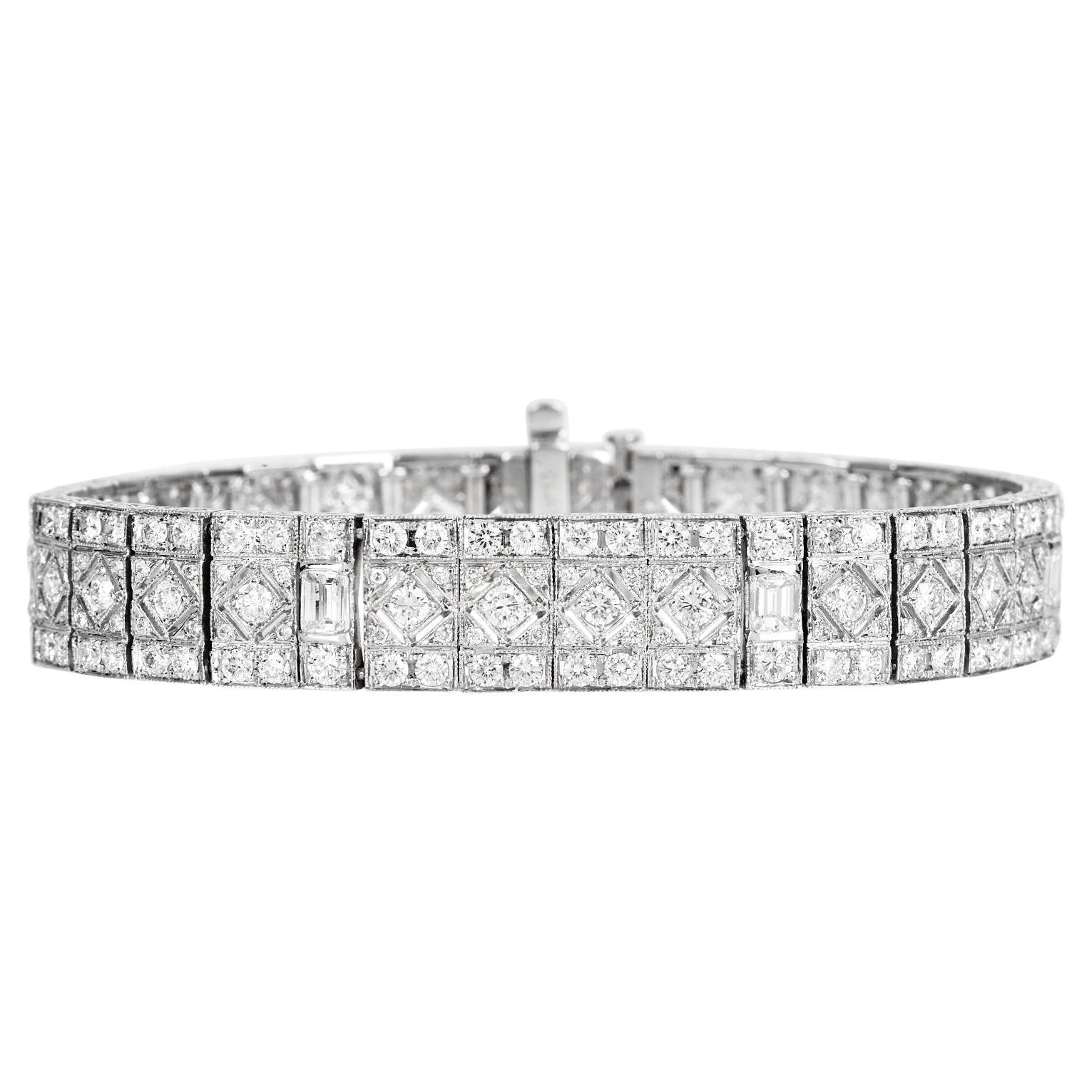 Bracelet enveloppant de diamants 11,50 carats de style Dover Deco en vente