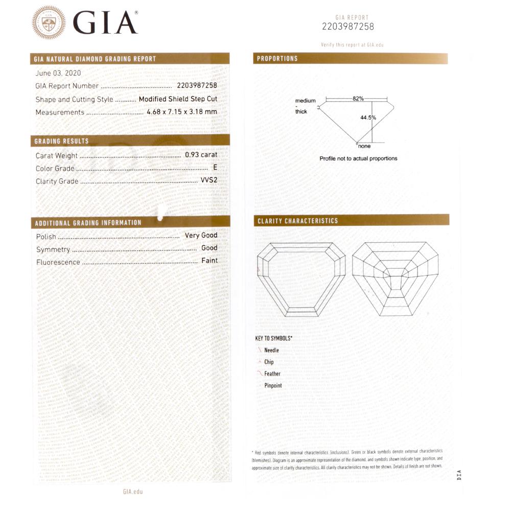 Dover Diamonds GIA Diamante esmeralda colombiano Anillo de platino de 3 piedras en venta 2