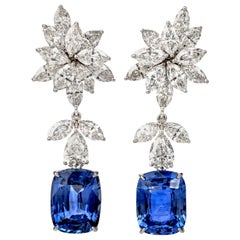 Boucles d'oreilles pendantes en or 17.32 carats diamant naturel saphir de Ceylan