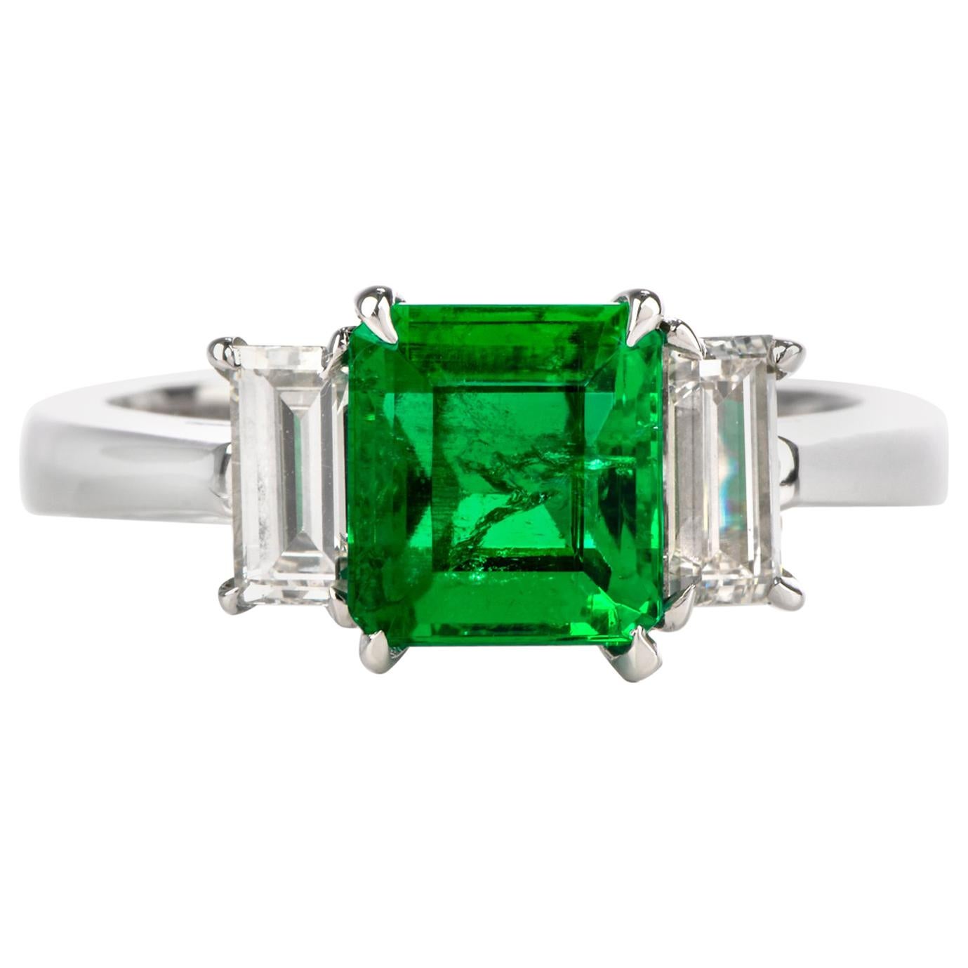 Fine Colombian Emerald Diamond Platinum Three-Stone Ring