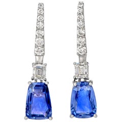 Boucles d'oreilles pendantes en platine avec diamant GIA 8.27ct Ceylon Sapphire No Heat