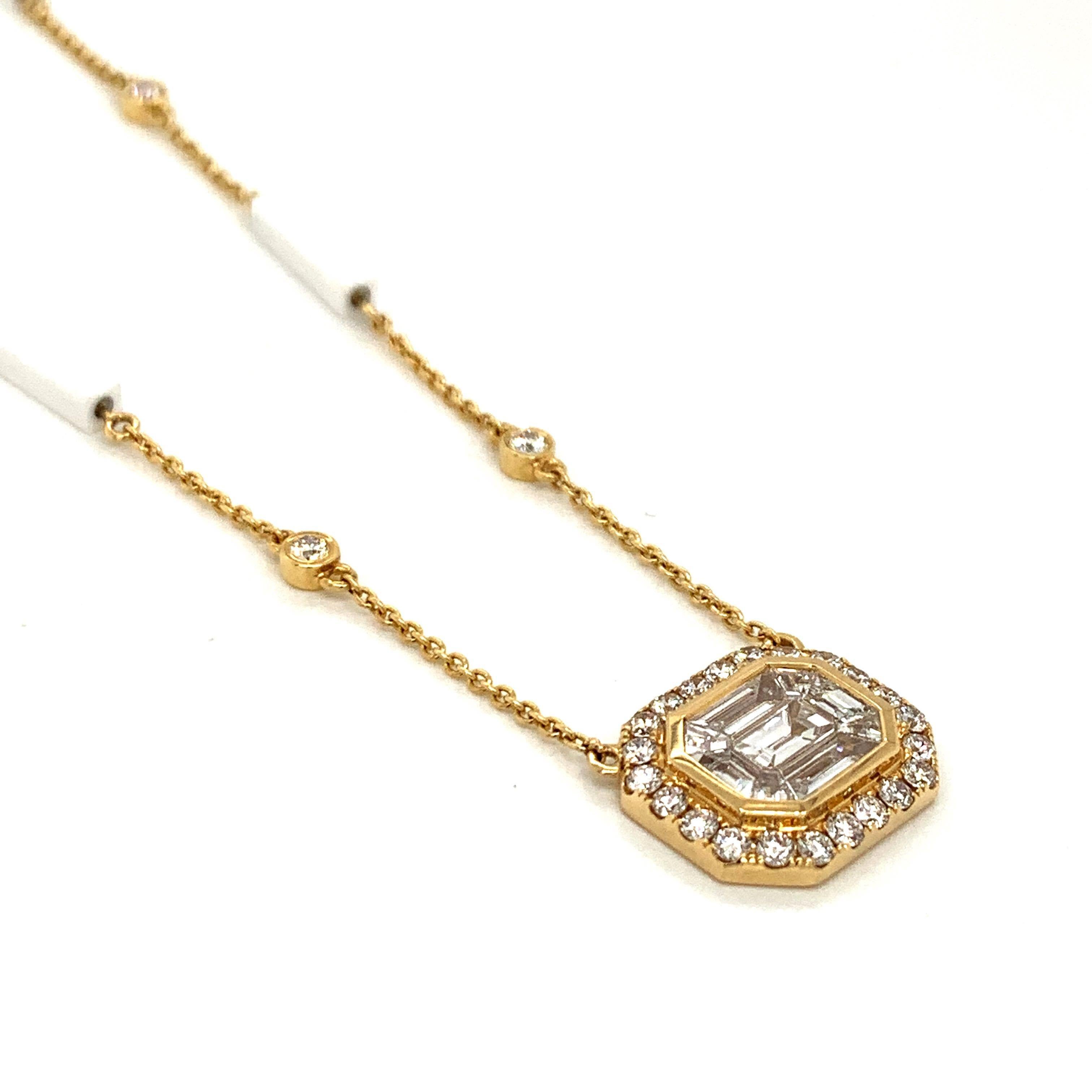 Baguette Cut Doves 18K Yellow Gold Invisible Set Baguette Diamond Necklace with White Agate For Sale