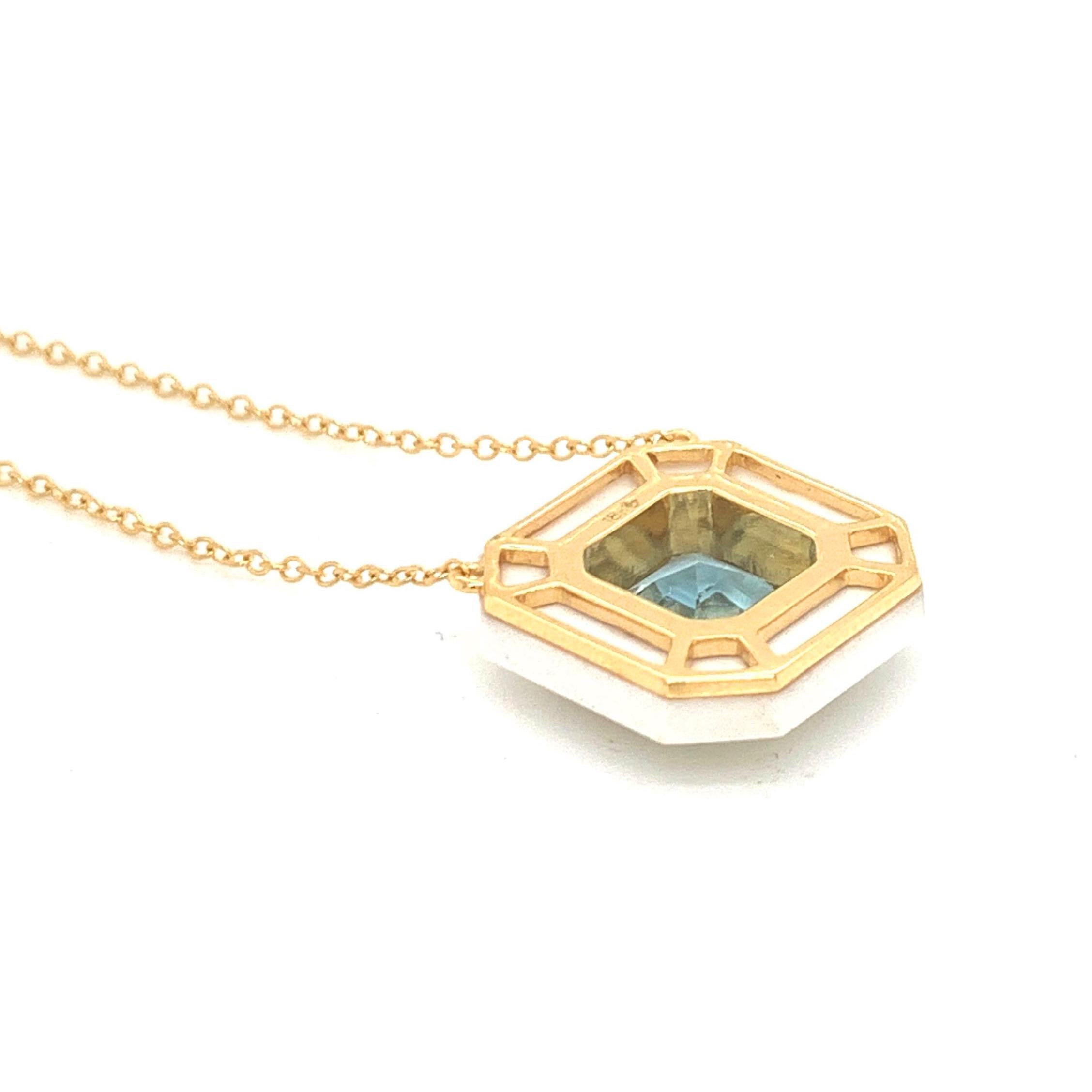 Contemporary Doves 18 Karat Yellow Gold Layering Necklace with Sky Blue Topaz and White Agate For Sale