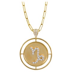 Pendentif du signe du zodiaque Capricorn en or avec colombes doron Paloma et diamants