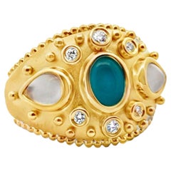 Doves Mother of Pearl and Turquoise Fashion Ring