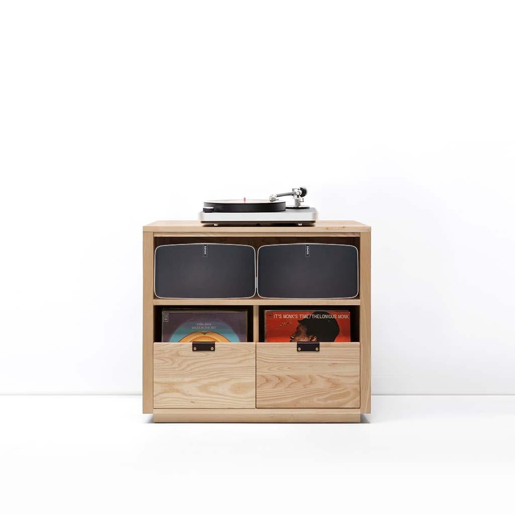 Our dovetail vinyl storage cabinets with equipment shelves are sized to fit the most popular Sonos speakers and works with Sonos One, Play 1, Play 3, Play 5, Beam, Playbase & Playbar. The drawers in our dovetail cabinets utilize a “file drawer”
