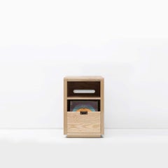 Dovetail Vinyl Storage Cabinet 1 x 1.5 with Equipment Shelf