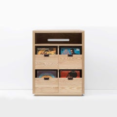 Dovetail Vinyl Storage Cabinet 2 x 2.5 with Equipment Shelf