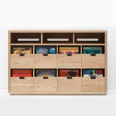Dovetail Vinyl Storage Cabinet 4 x 2.5 with Equipment Shelf