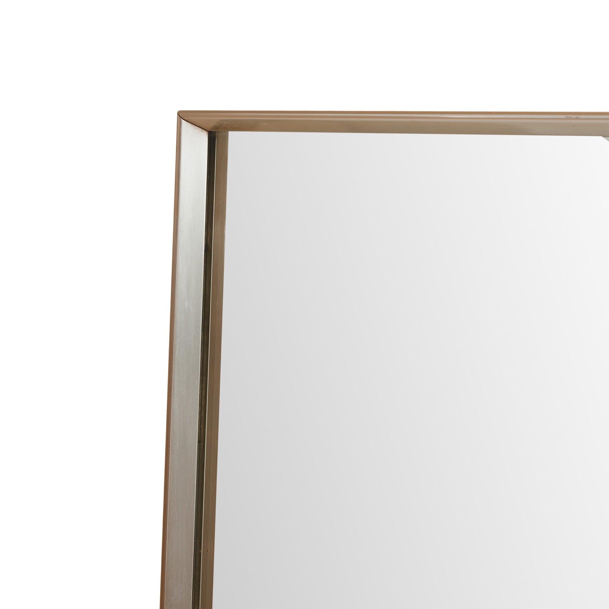 Specchio da parete in alluminio con incastro a coda di rondine per Hart Mirror Plate Company In condizioni ottime in vendita a Sagaponack, NY