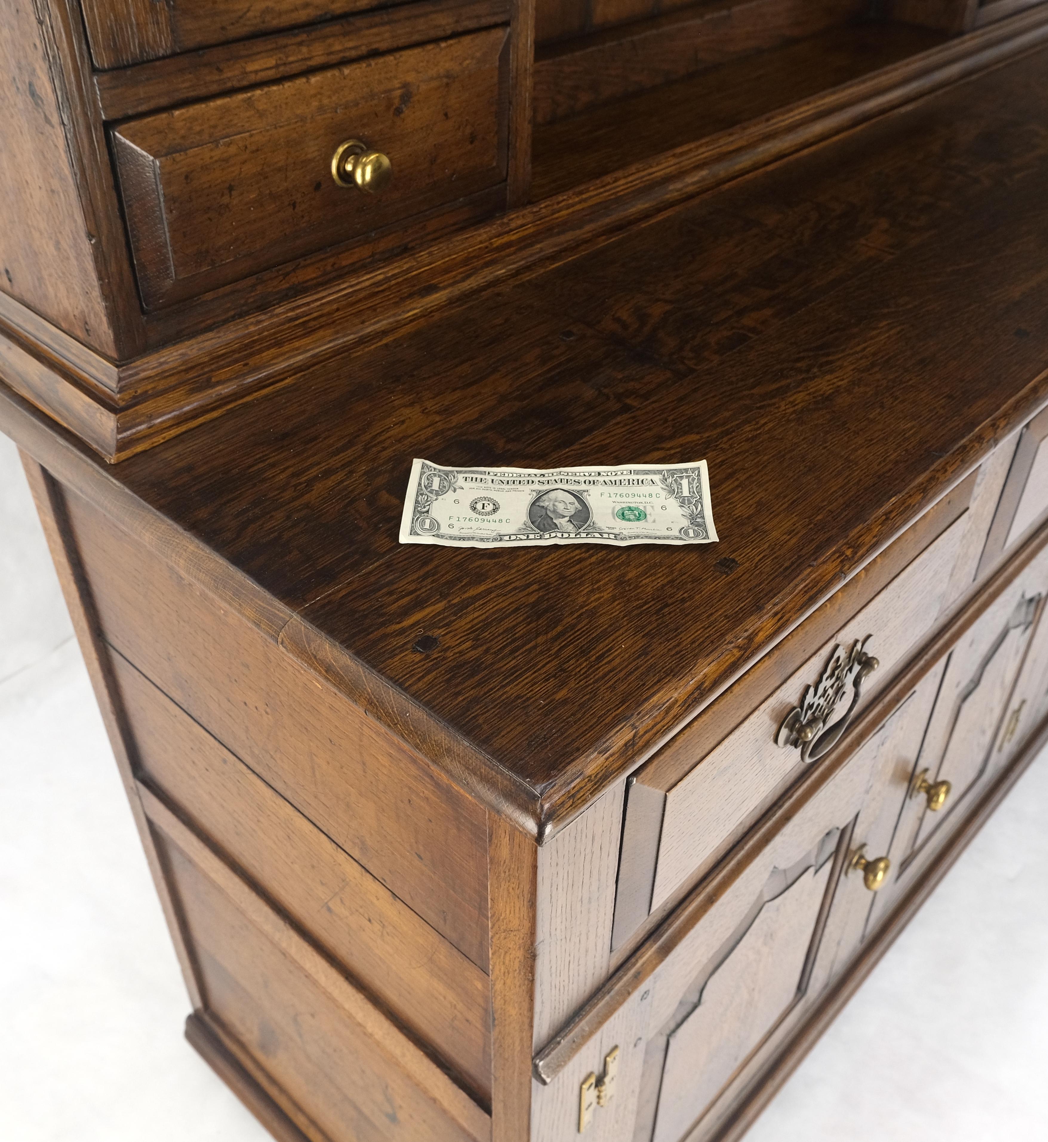 Dovetailed Drawer Quality Farmhouse Welsh Oak Cupboard Breakfront Sideboard MINT For Sale 10