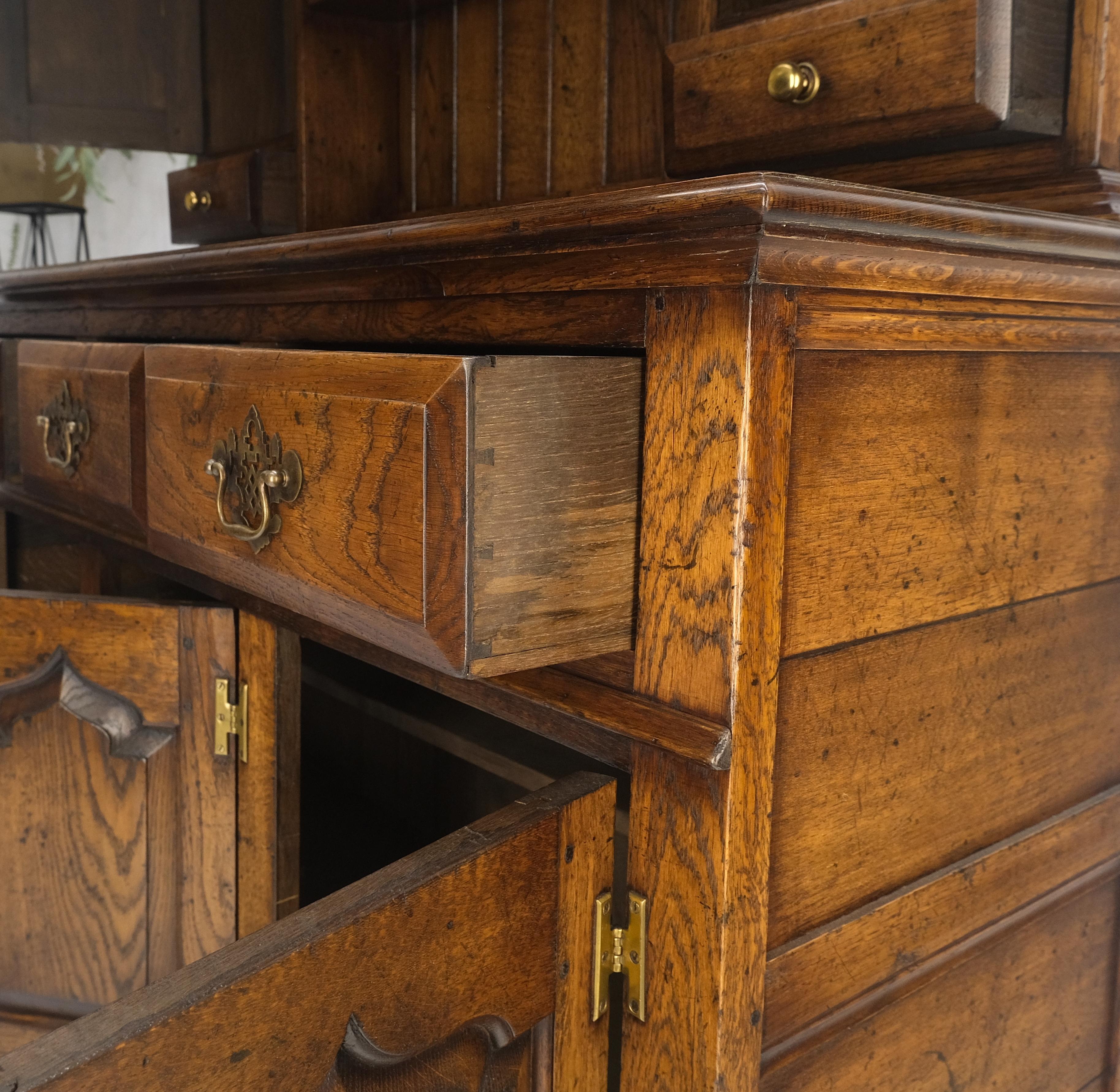 Dovetailed Drawer Quality Farmhouse Welsh Oak Cupboard Breakfront Sideboard MINT!