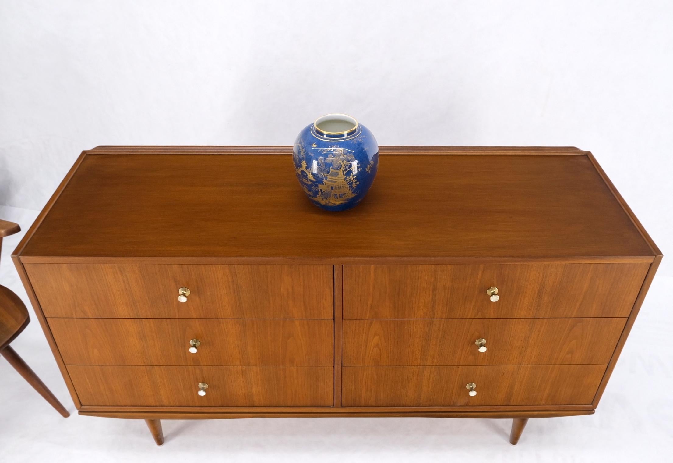 Dowel Tapered Leg Walnut 6 Drawers Mid Century Dresser w/ Back Splash Mint Cond 6