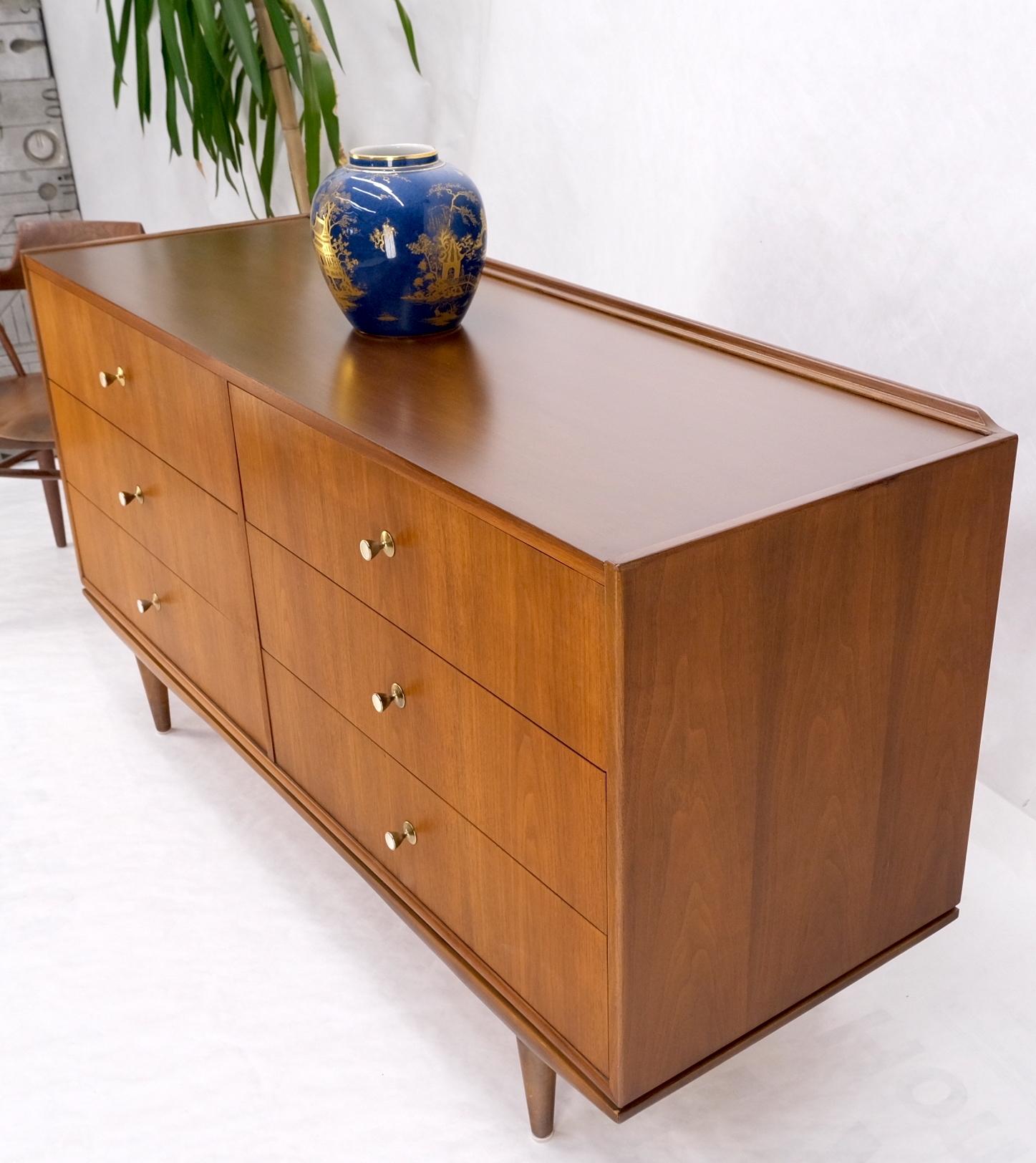 Dowel Tapered Leg Walnut 6 Drawers Mid Century Dresser w/ Back Splash Mint Cond 12