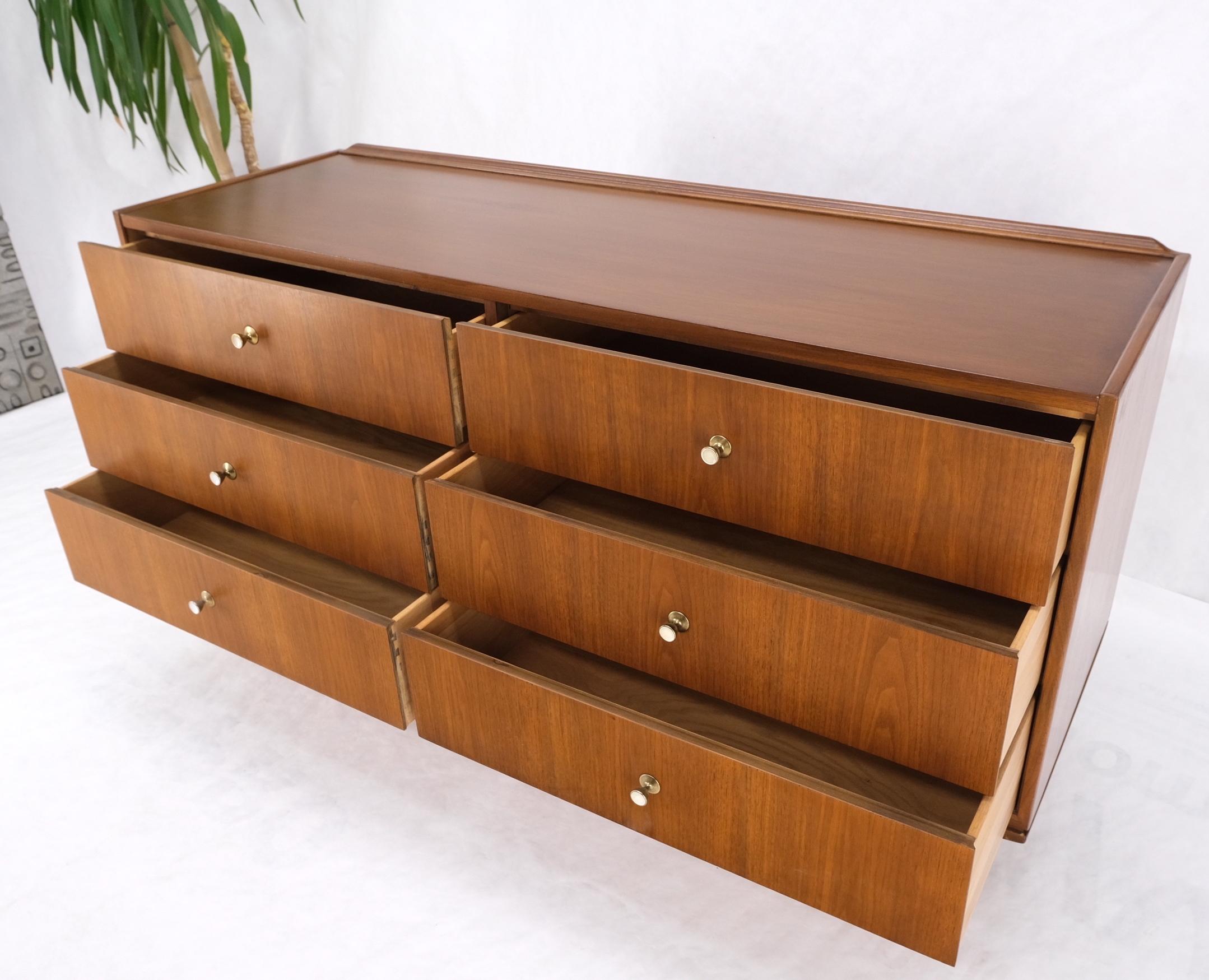 Dowel Tapered Leg Walnut 6 Drawers Mid Century Dresser w/ Back Splash Mint Cond 13