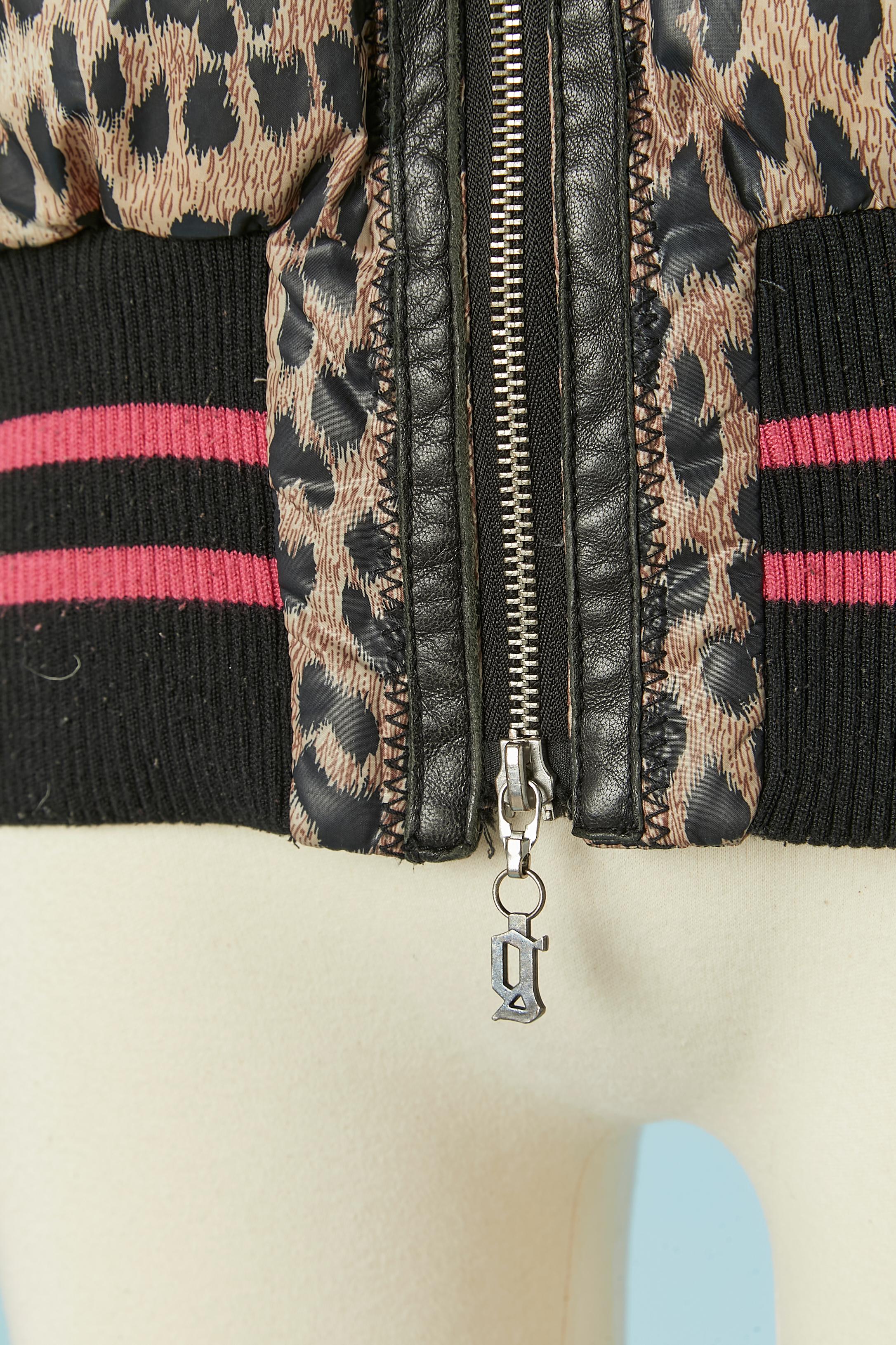 Down jacket with leopard print and hood with fur edge GALLIANO In Good Condition For Sale In Saint-Ouen-Sur-Seine, FR