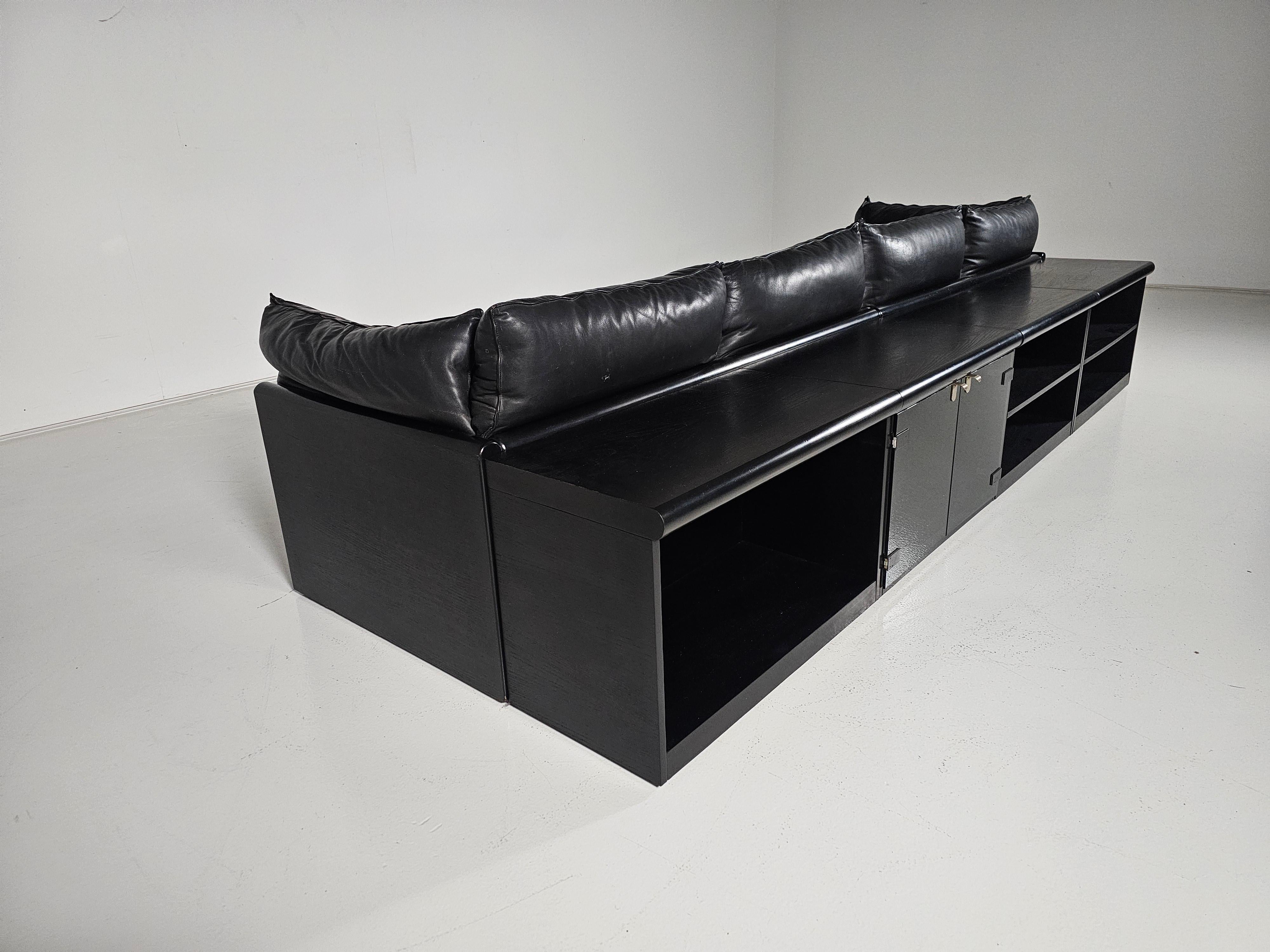 Canapé 'Downs' en cuir noir  par Carlo Bartoli pour Rossi di Albizzate, 1970 en vente 10