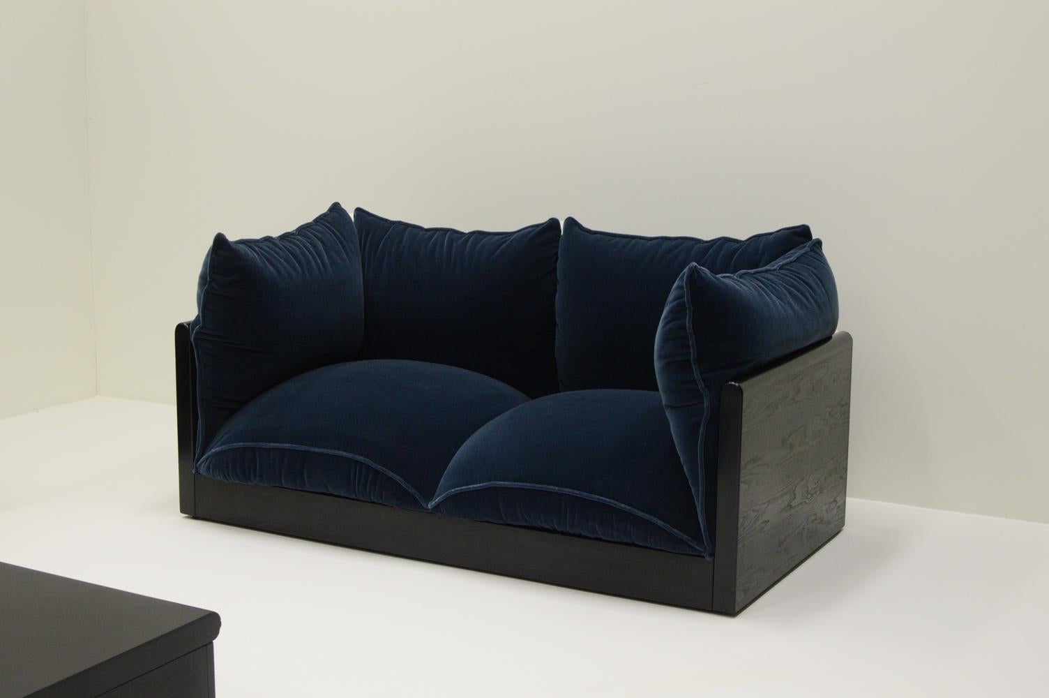Late 20th Century “Down” sofa set by Carlo Bartoli for Rossi di Albizzate, 1970s Italy. For Sale