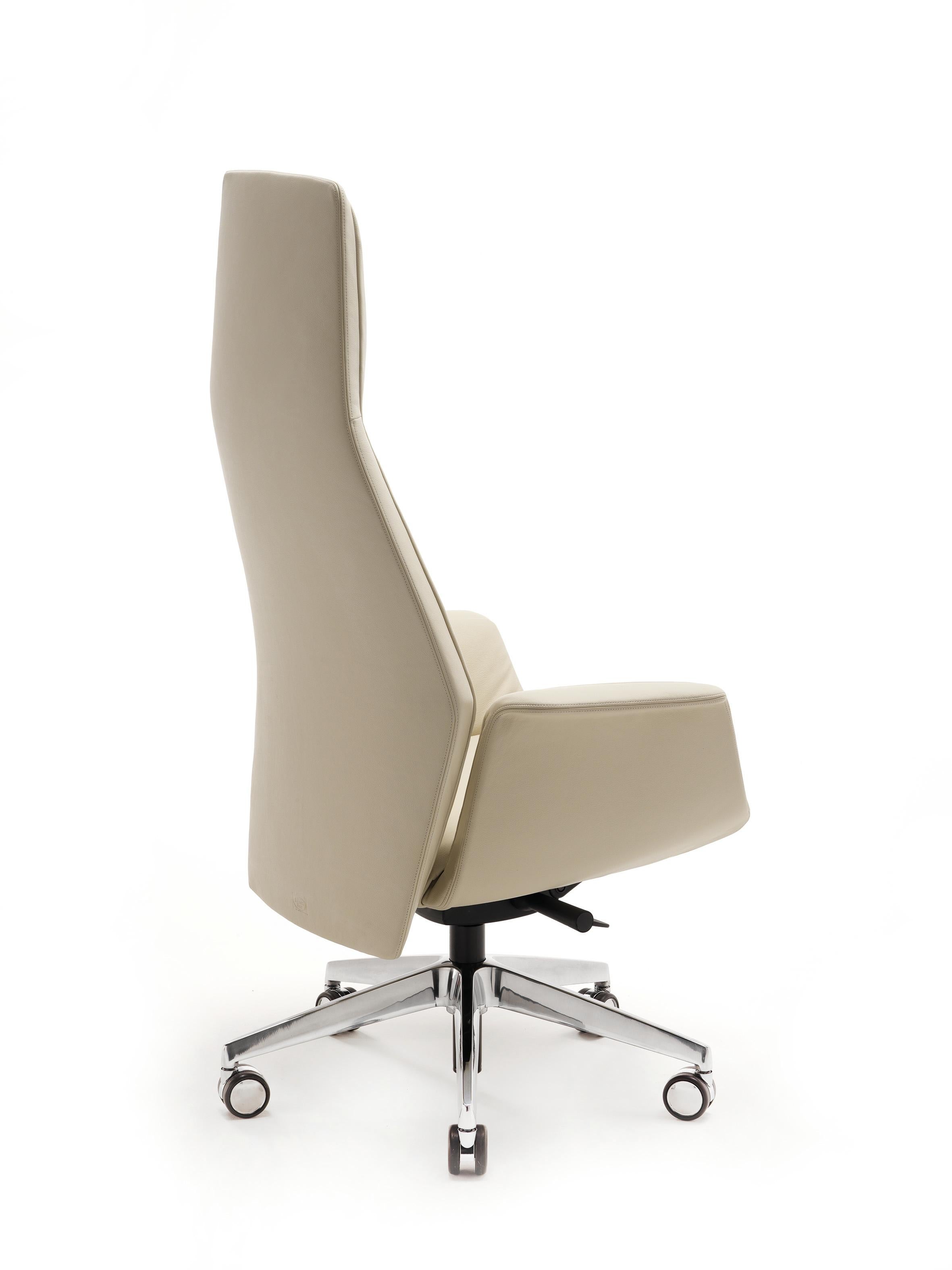 Moderne Chaise de président du Downtown en cuir véritable Pelle SC 51 Panna crème en vente