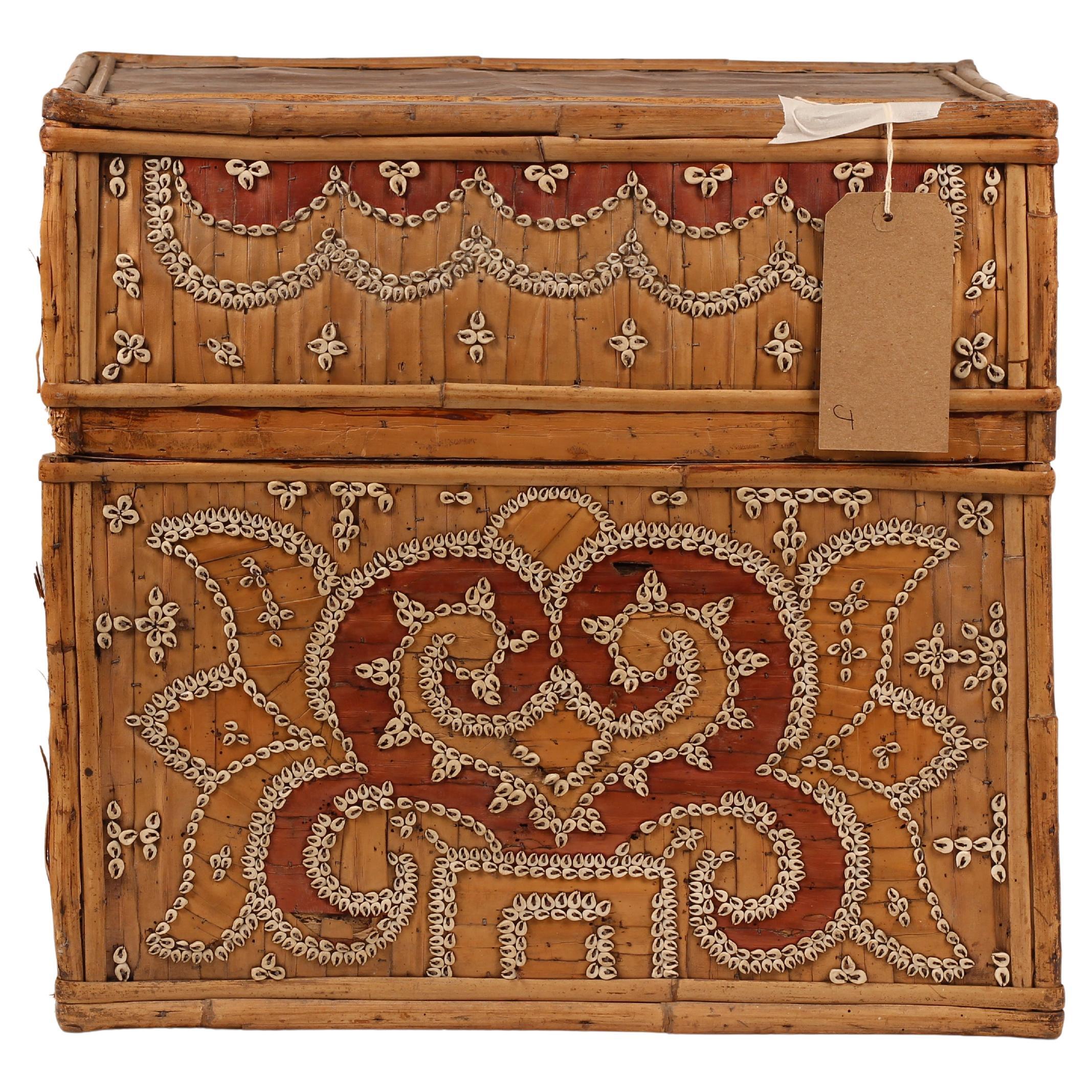 Dowry Box, Lombok Indonesia, Cowrie, Painted Palm & Bamboo 1950’s For Sale 4