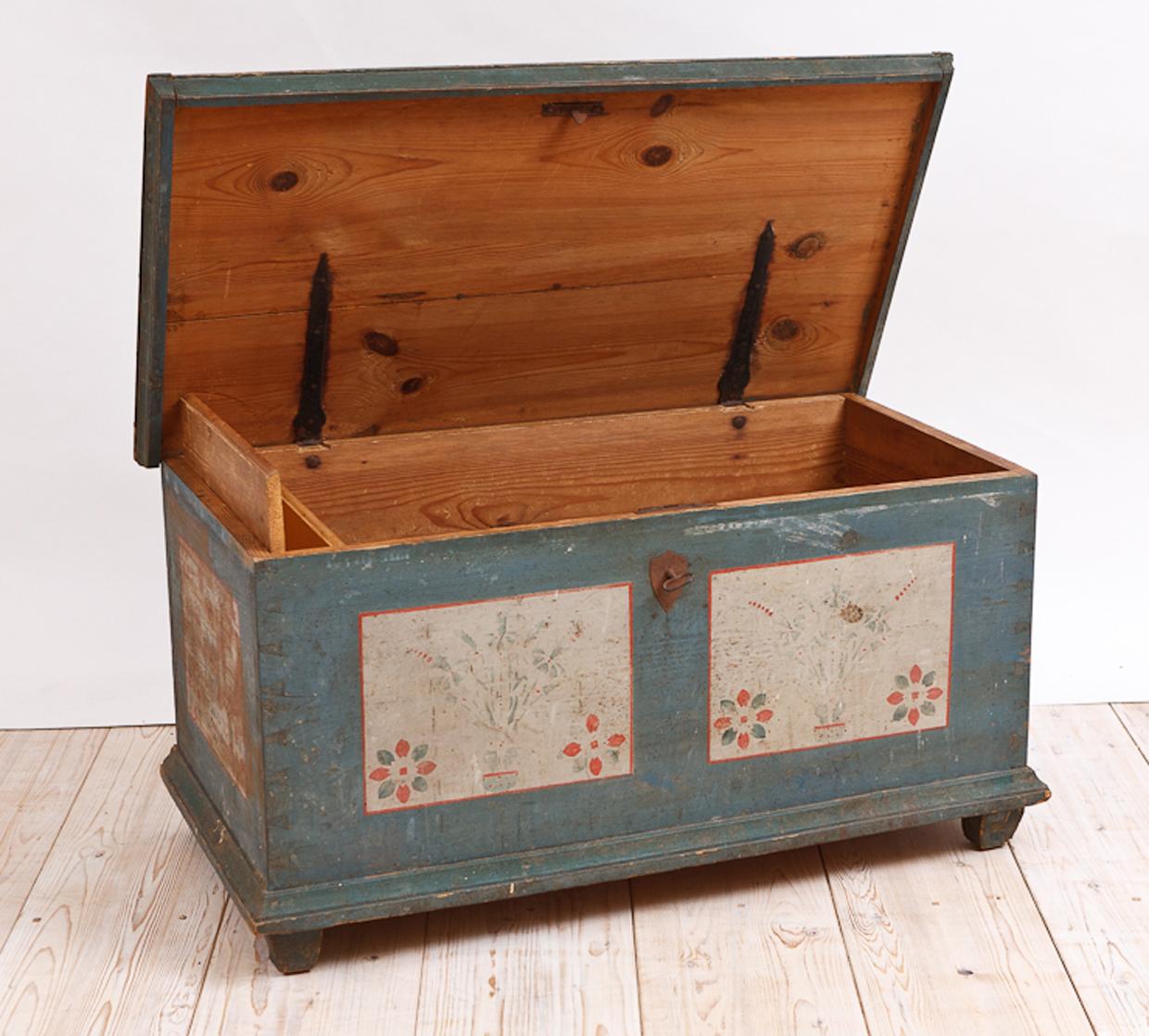 Scandinavian Dowry Chest with Original Blue Paint & Floral Design, Northern Europe circa 1780