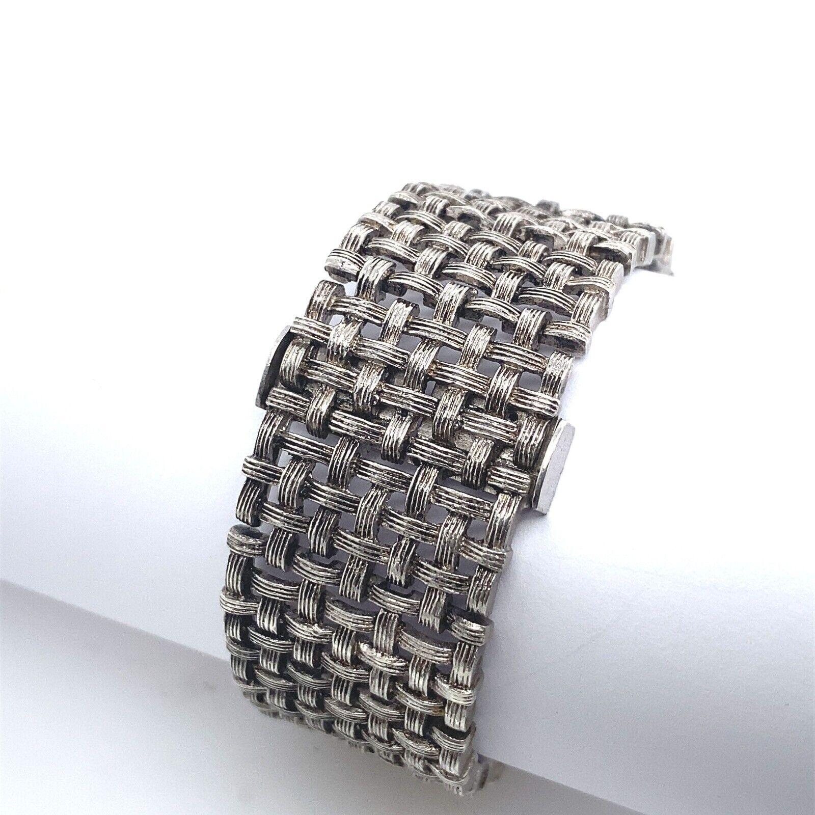 Doxa Silver Ladies Vintage Watch Made by D.S. & S. In Good Condition In London, GB